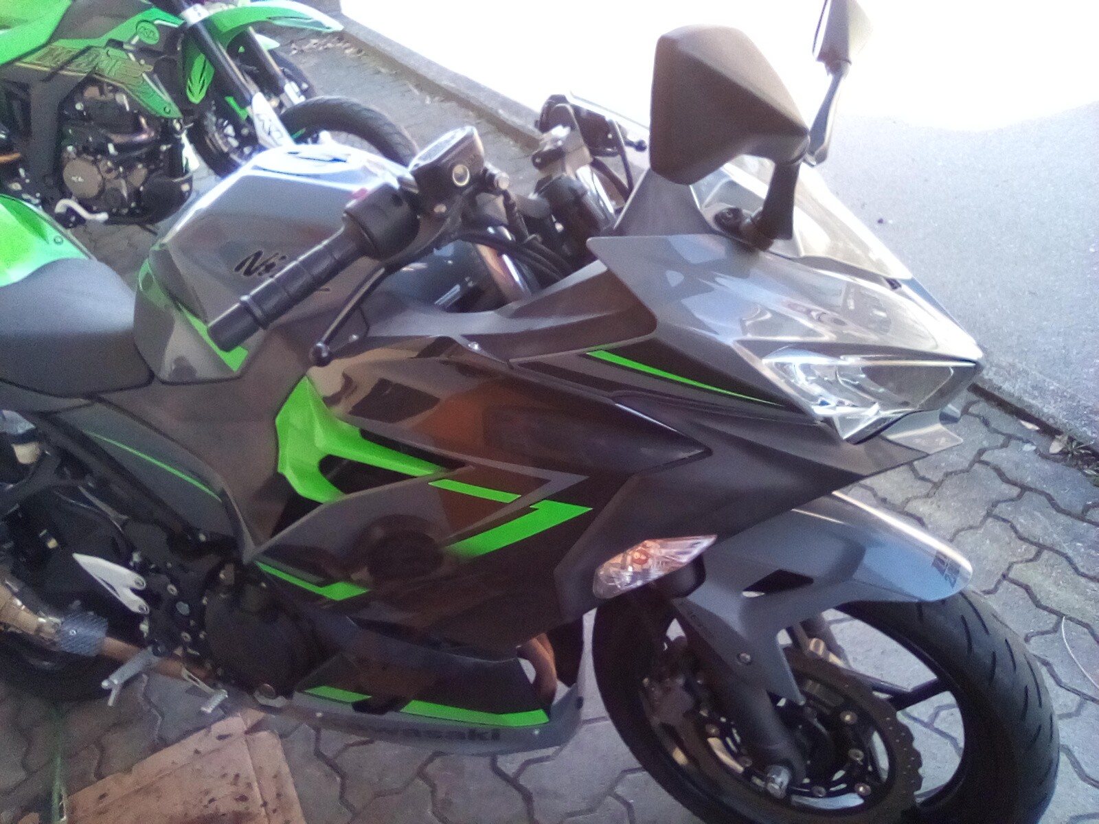 KAWASAKI Ninja 400 ABS-image-5