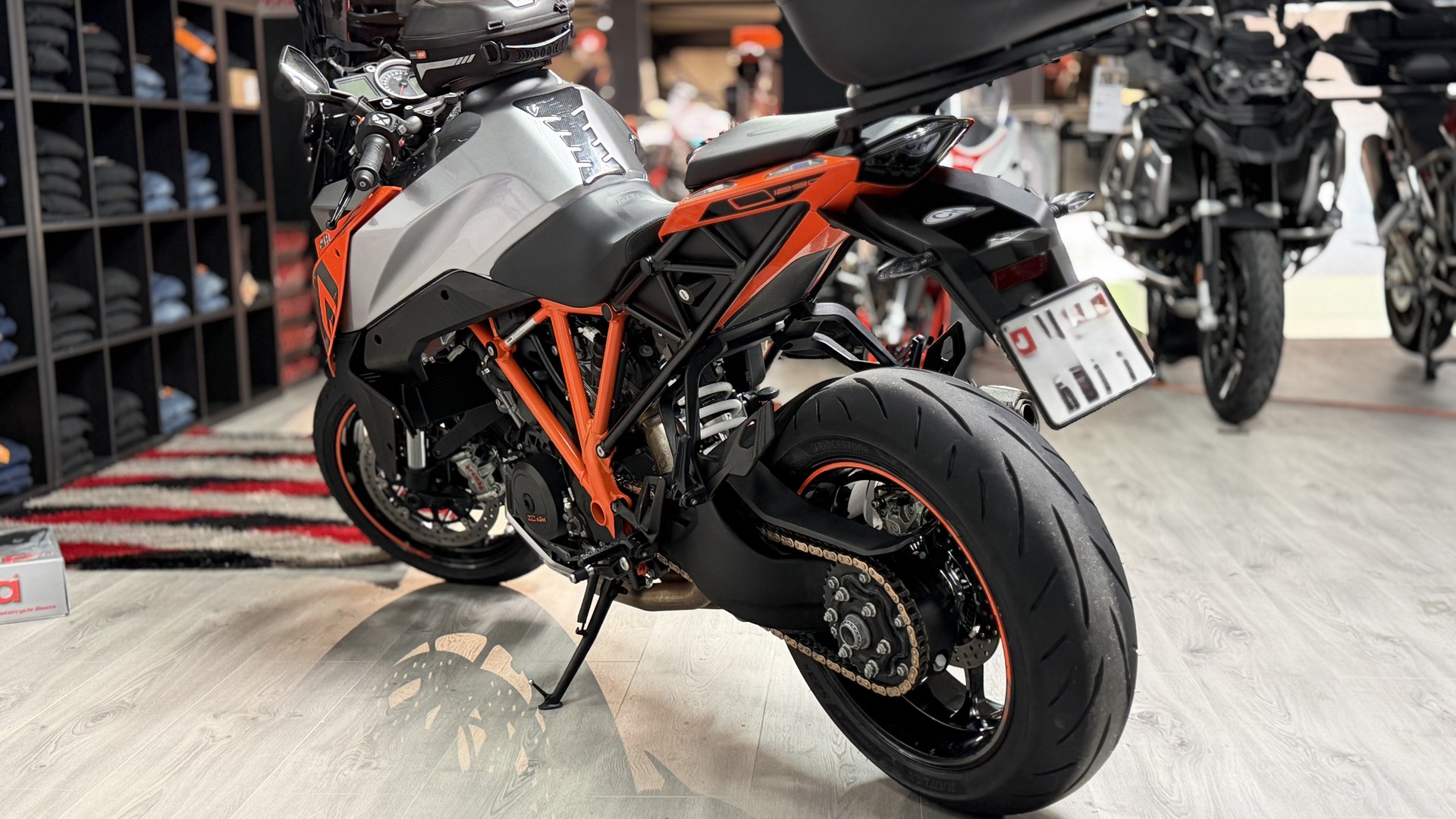 KTM 1290 Super Duke GT-image-5