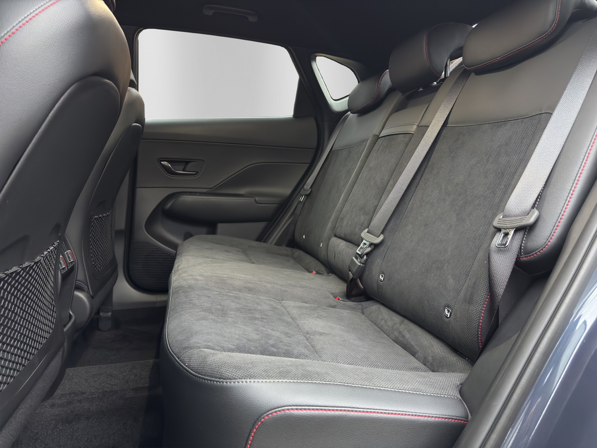 HYUNDAI Kona 1.6 HEV N Line-image-9
