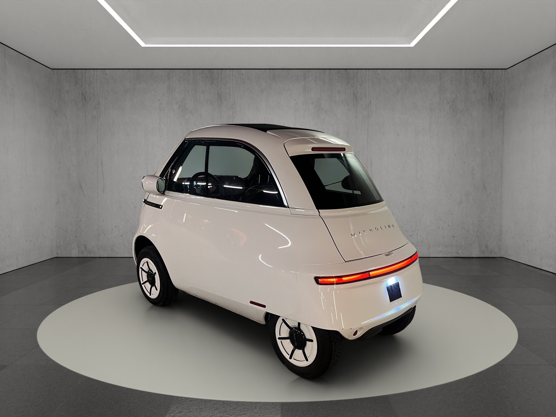 MICRO Microlino 10.5 kWh Medium Range-showroom-element-1