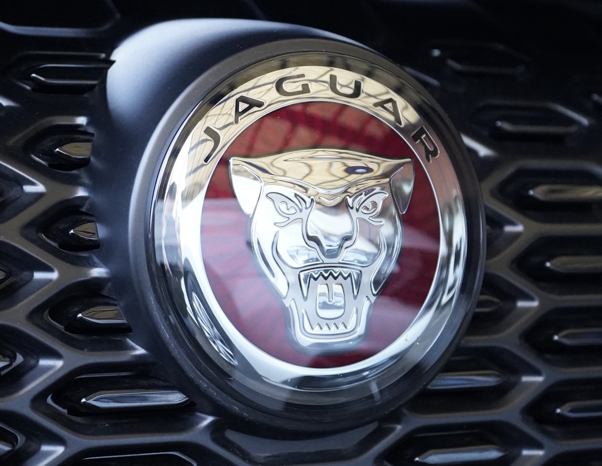 JAGUAR I-Pace EV400 SE Black AWD *CH Fahrzeug*-image-16