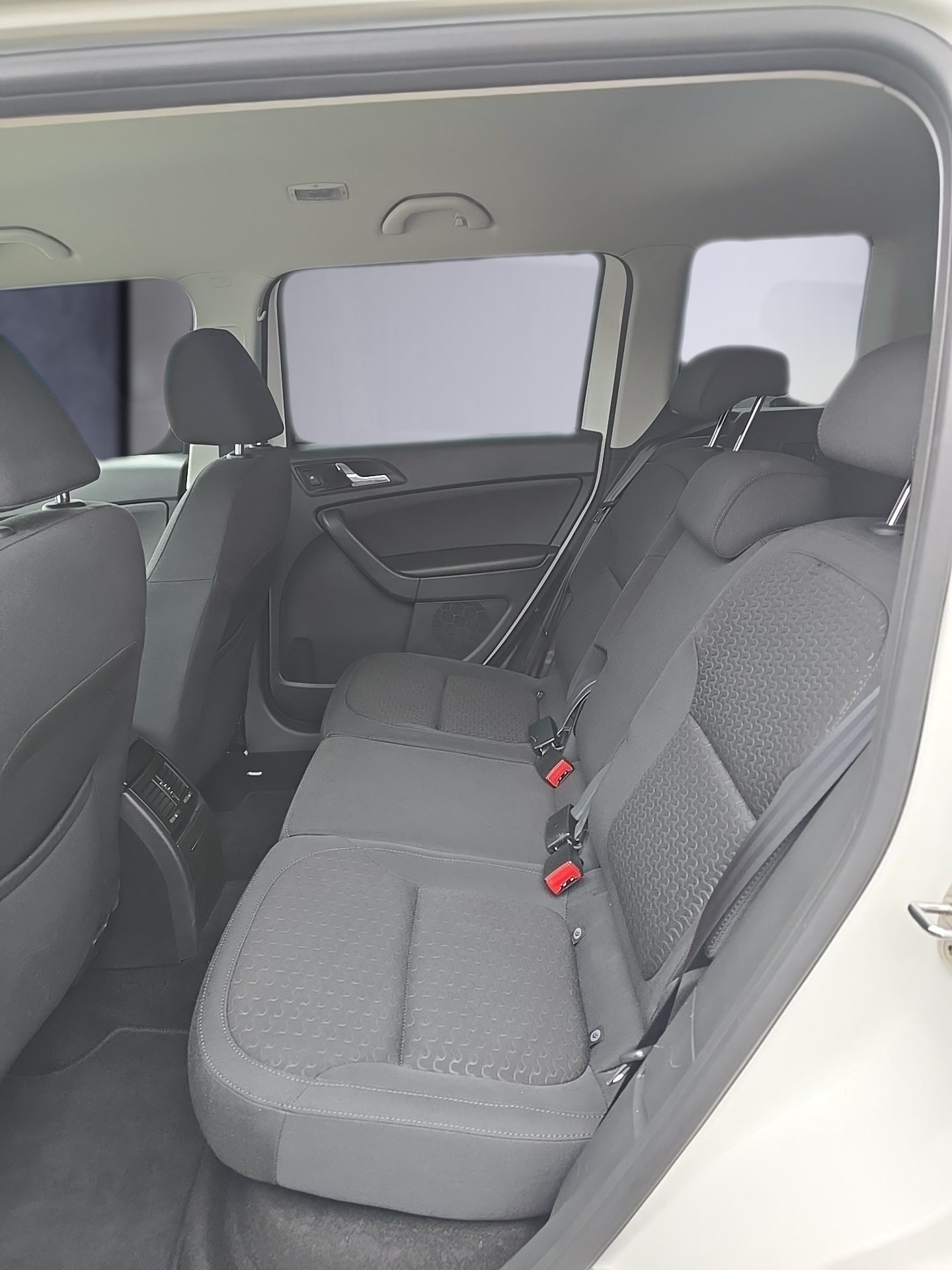 SKODA Yeti 2.0 TDI Elegance 4x4-image-13