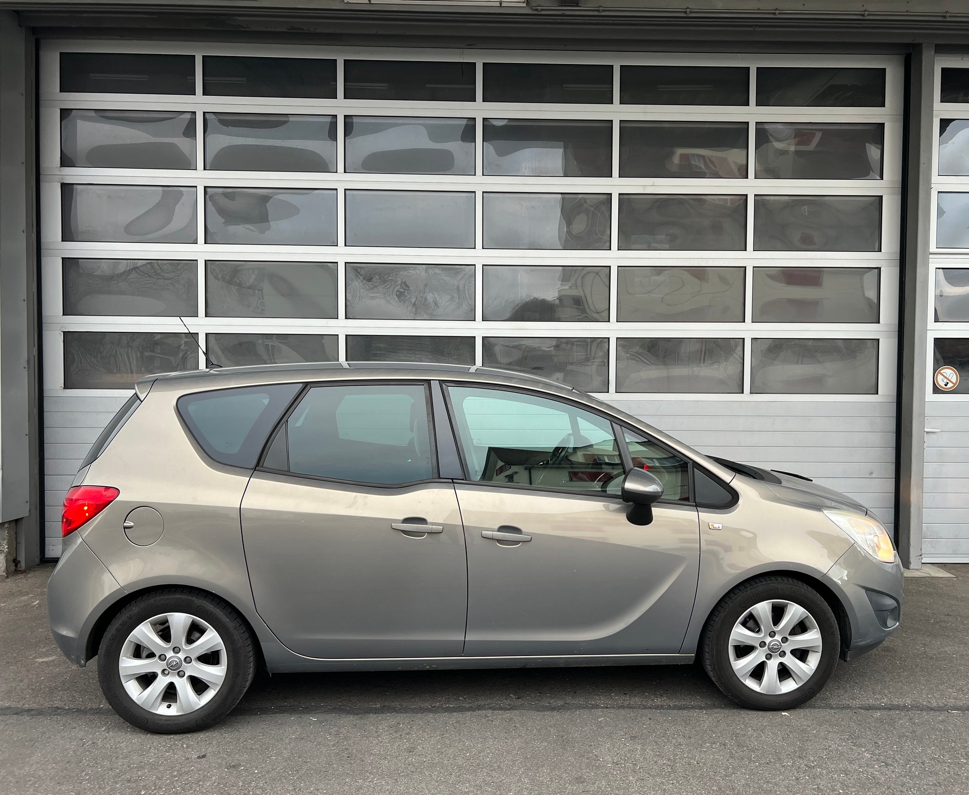 OPEL Meriva 1.4 Turbo Enjoy-image-2