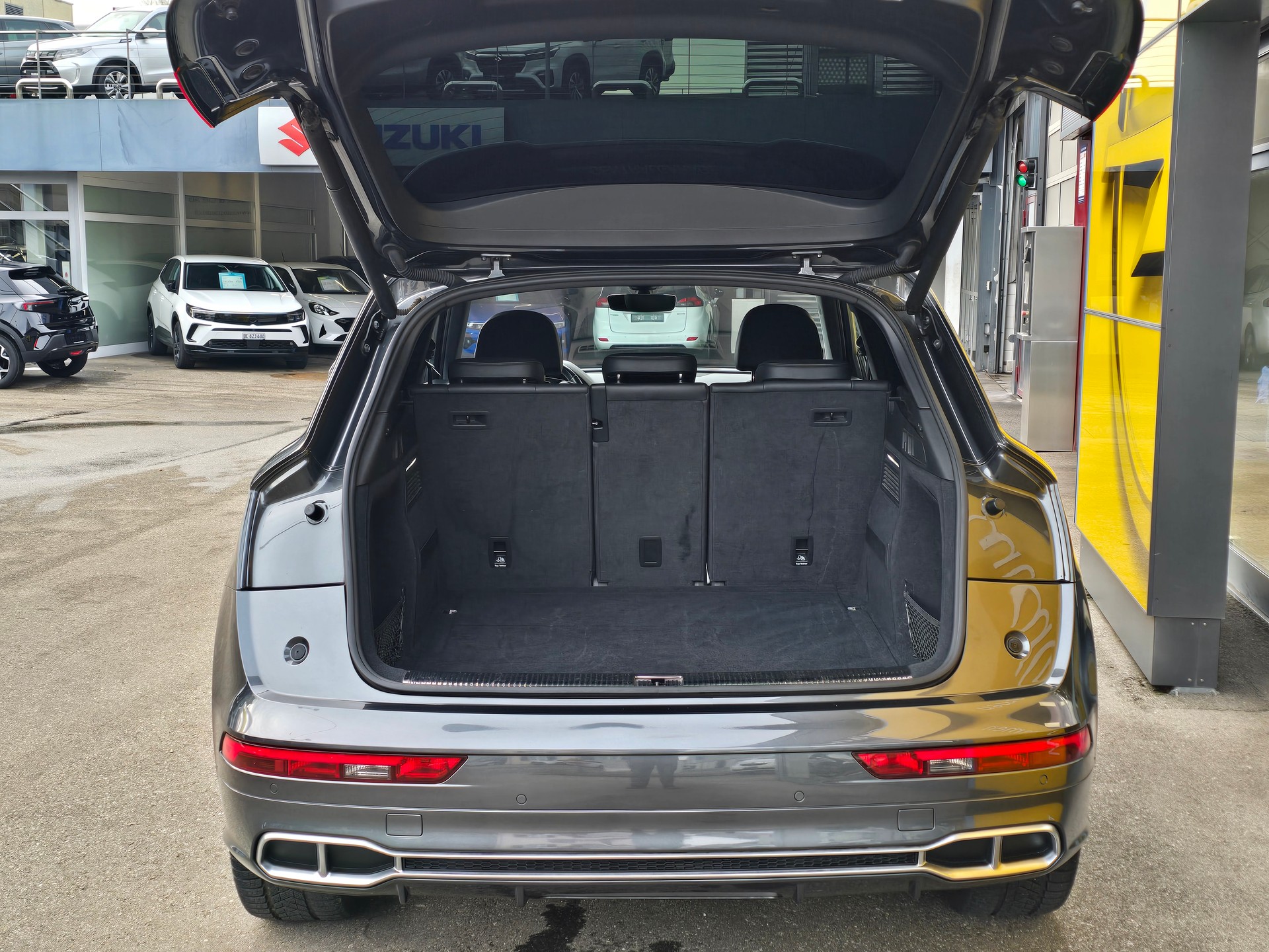 AUDI SQ5 3.0 TFSI quattro S-tronic-image-14