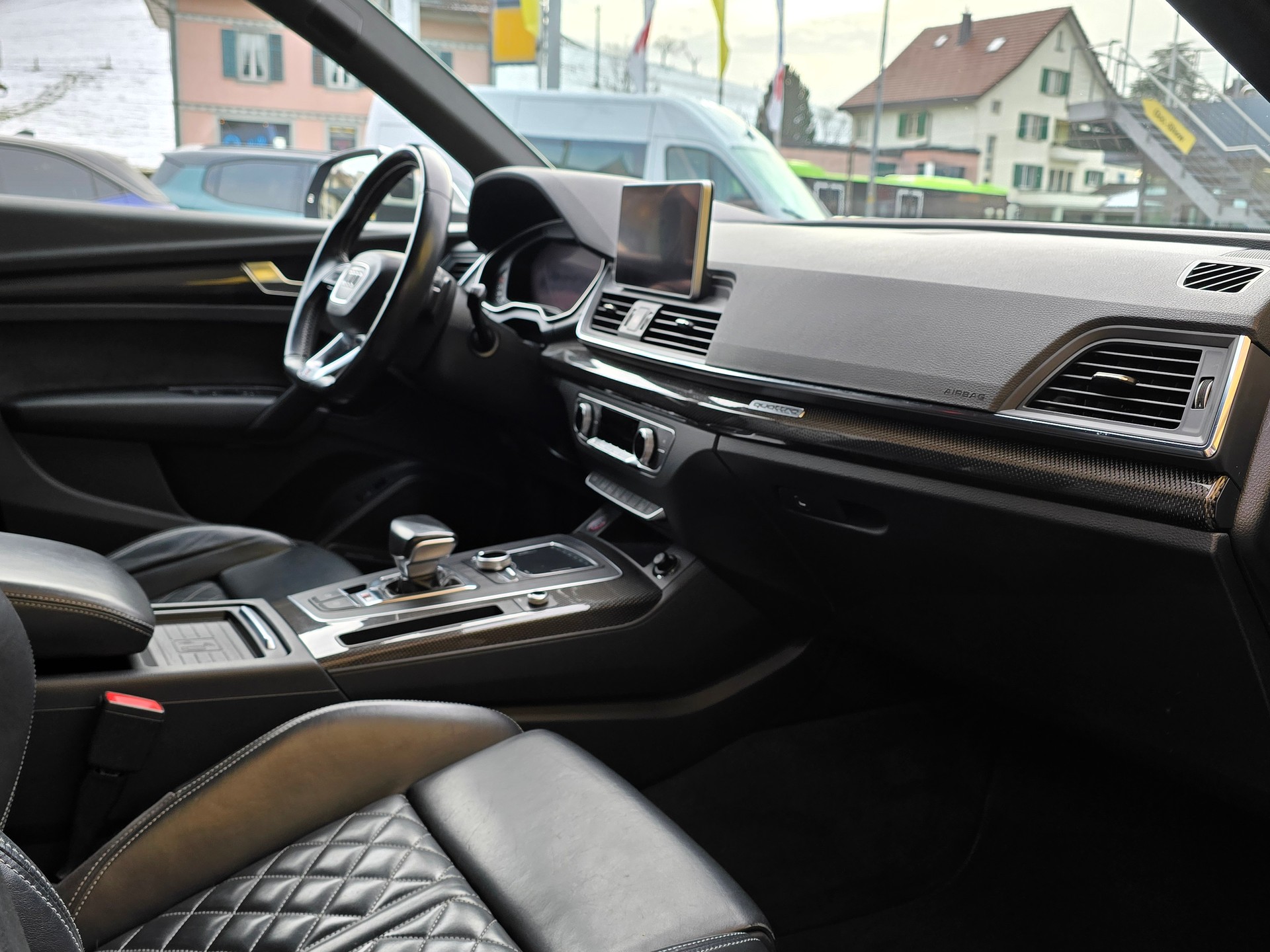 AUDI SQ5 3.0 TFSI quattro S-tronic-image-10