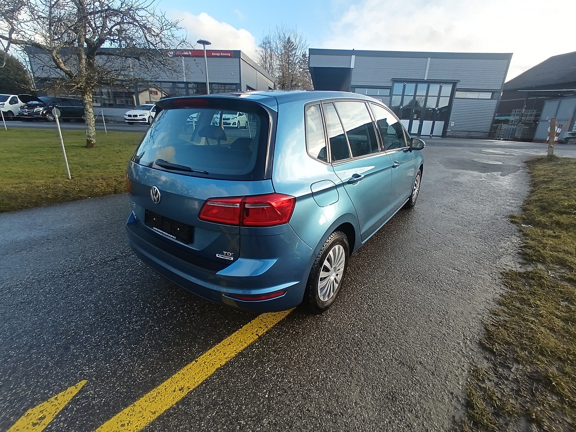VW Golf Sportsvan 1.6 TDI Comfortline DSG-image-9