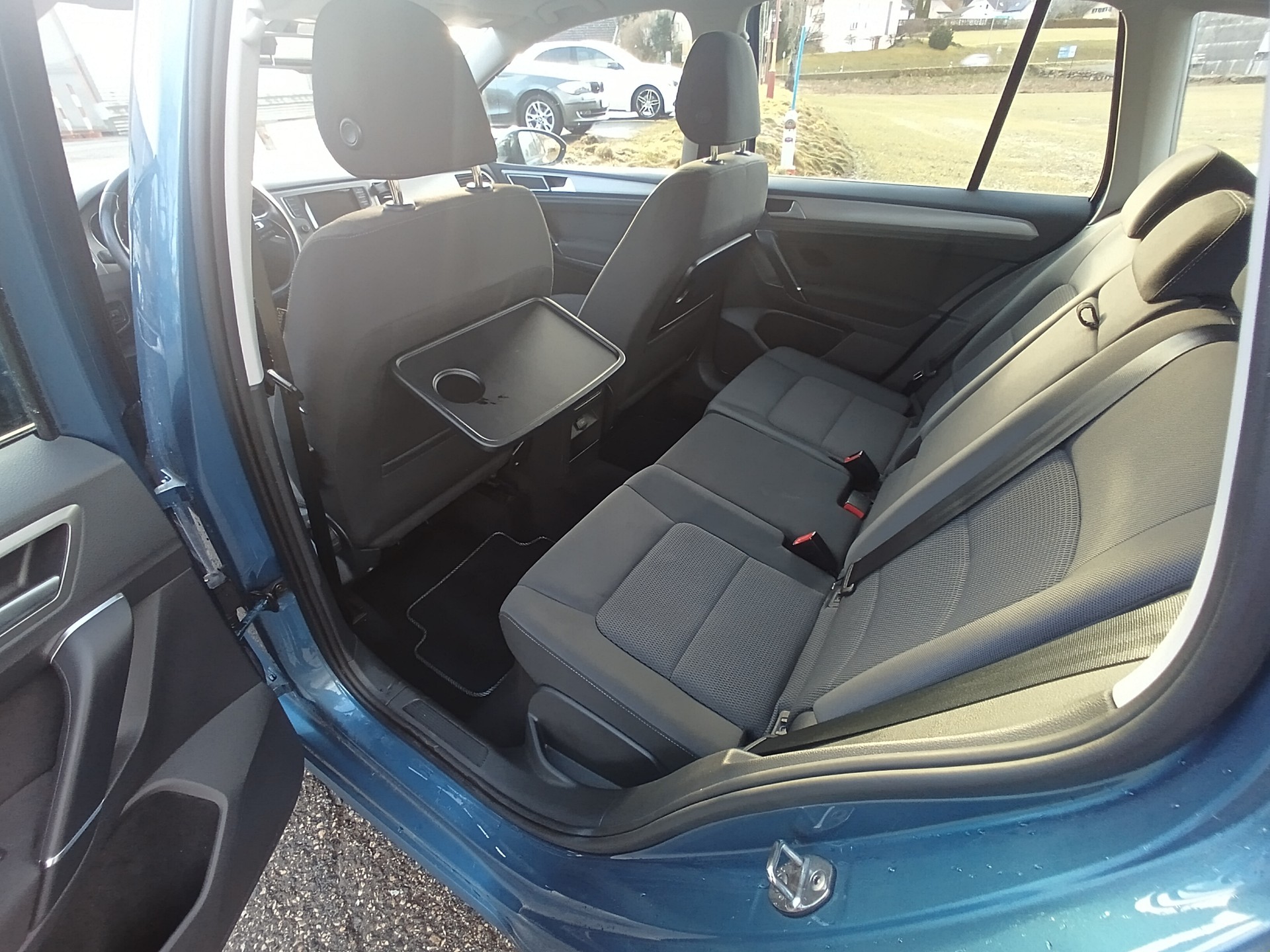 VW Golf Sportsvan 1.6 TDI Comfortline DSG-image-14