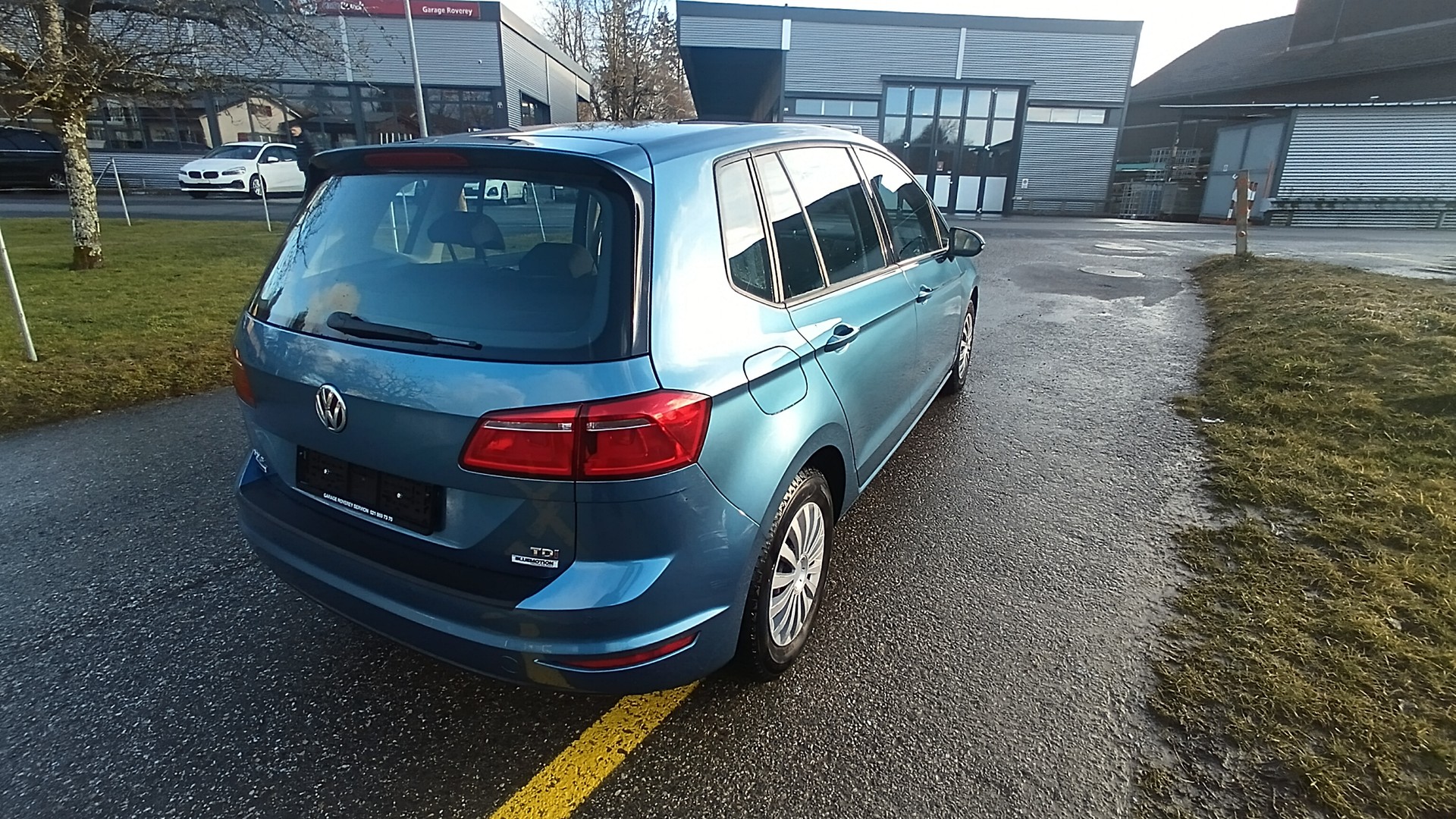 VW Golf Sportsvan 1.6 TDI Comfortline DSG-image-8