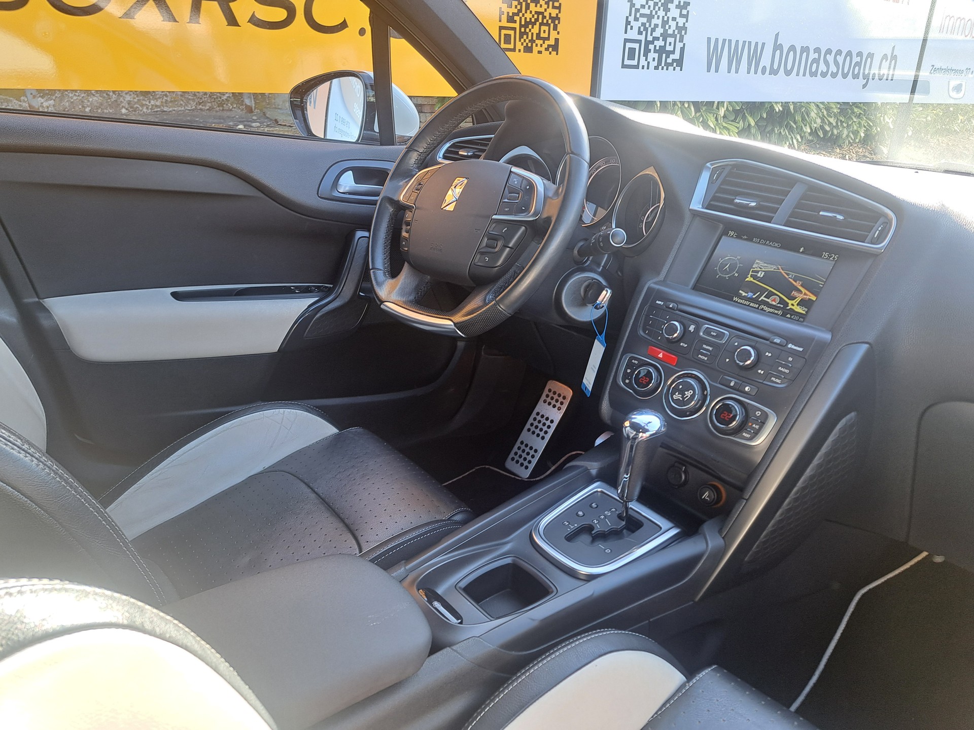 CITROEN C4 DS 4 2.0 HDi Paris rendez-vous Automatic-image-6