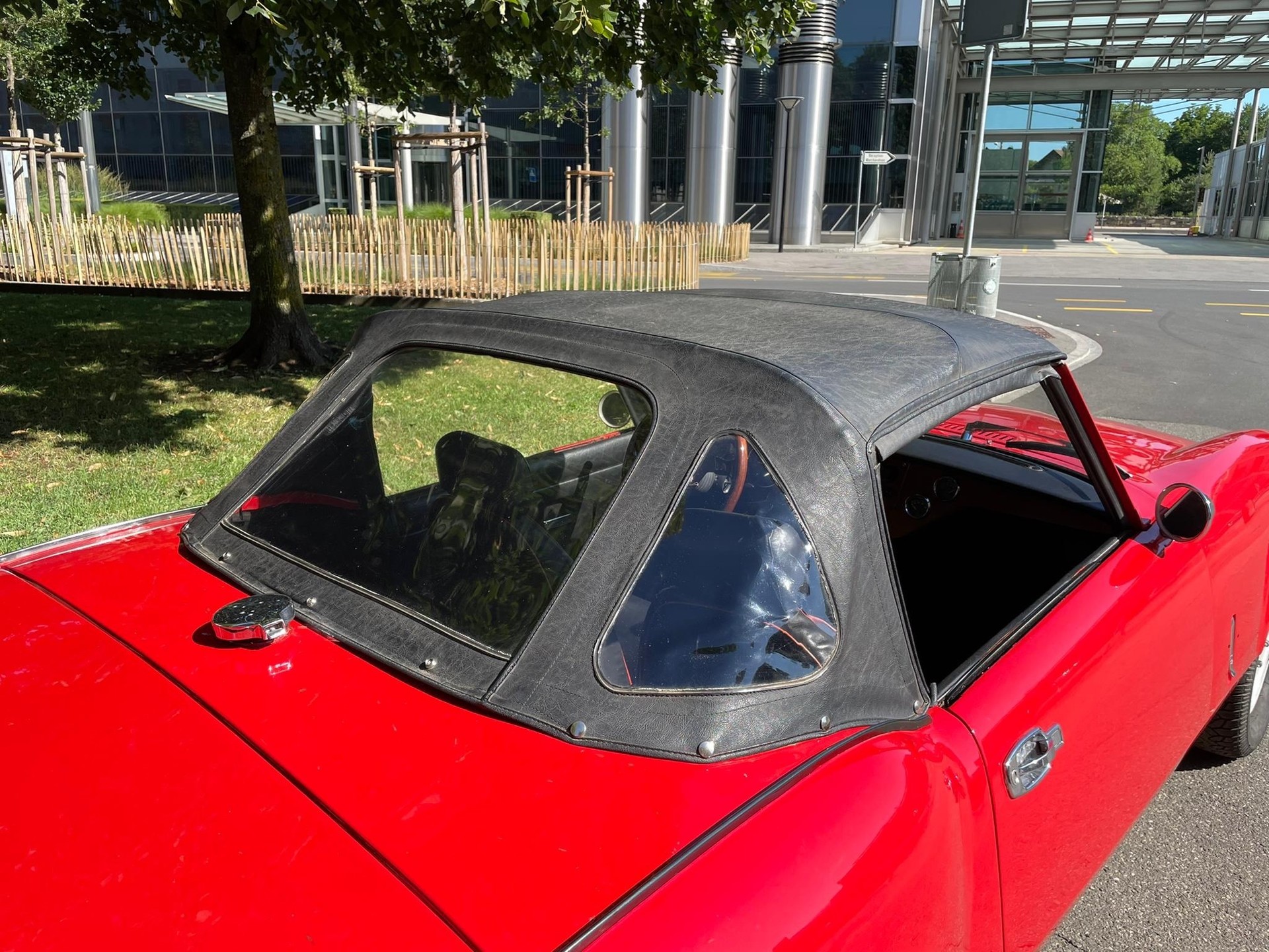 TRIUMPH Spitfire MK4-image-4