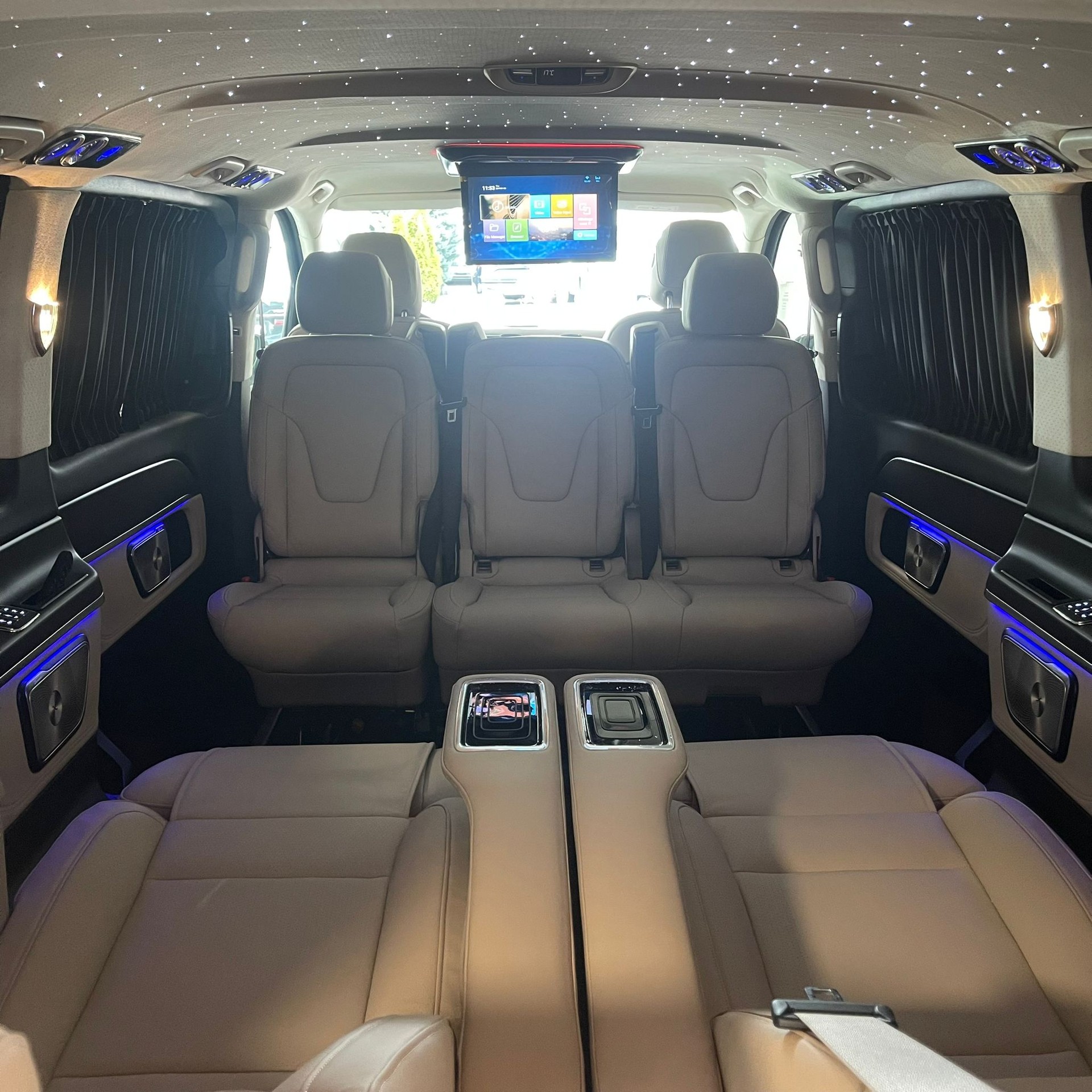 MERCEDES-BENZ V 300 d Extra-Lang 4matic Exclusive FALCON LOCARNO V.I.P-image-41