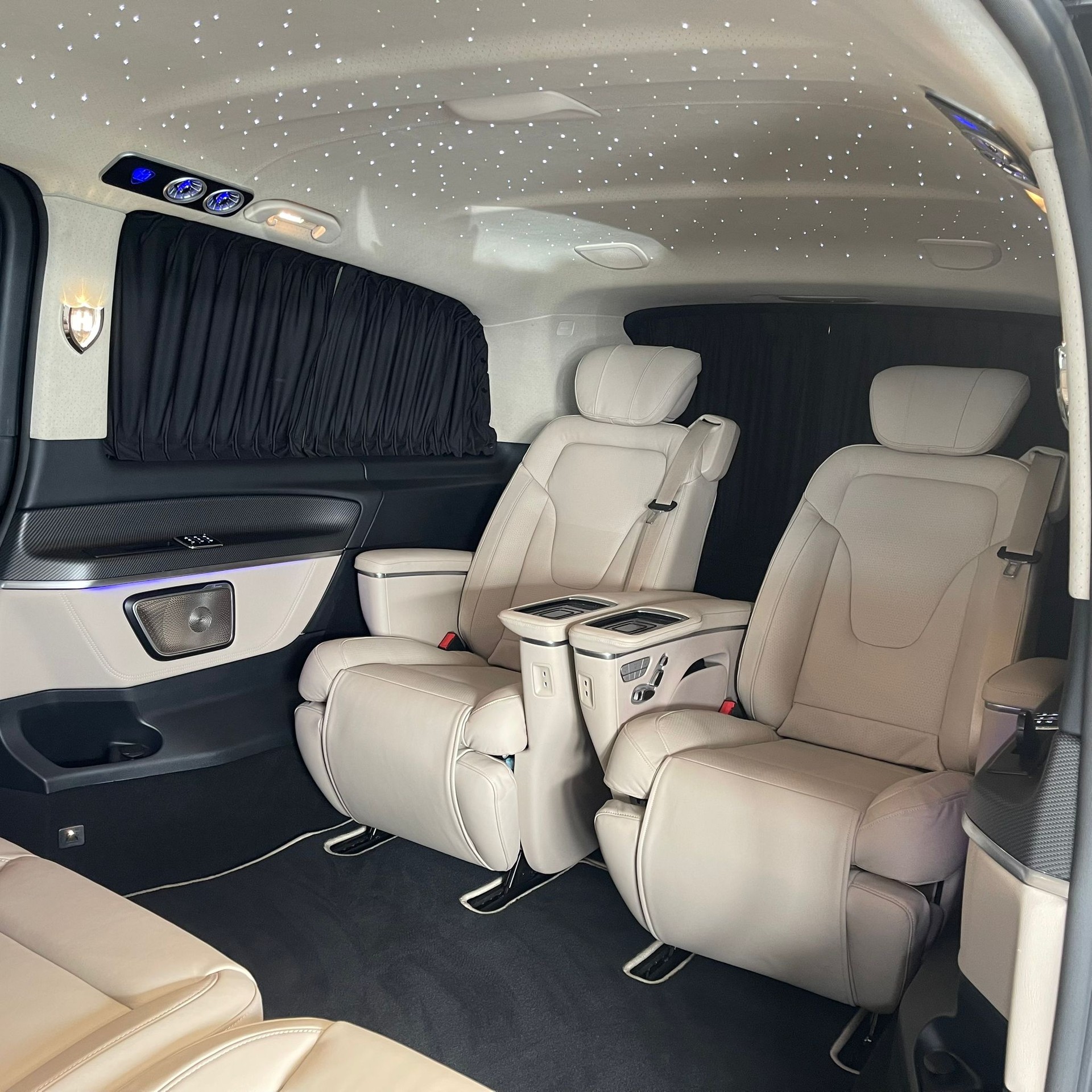 MERCEDES-BENZ V 300 d Extra-Lang 4matic Exclusive FALCON LOCARNO V.I.P-image-44