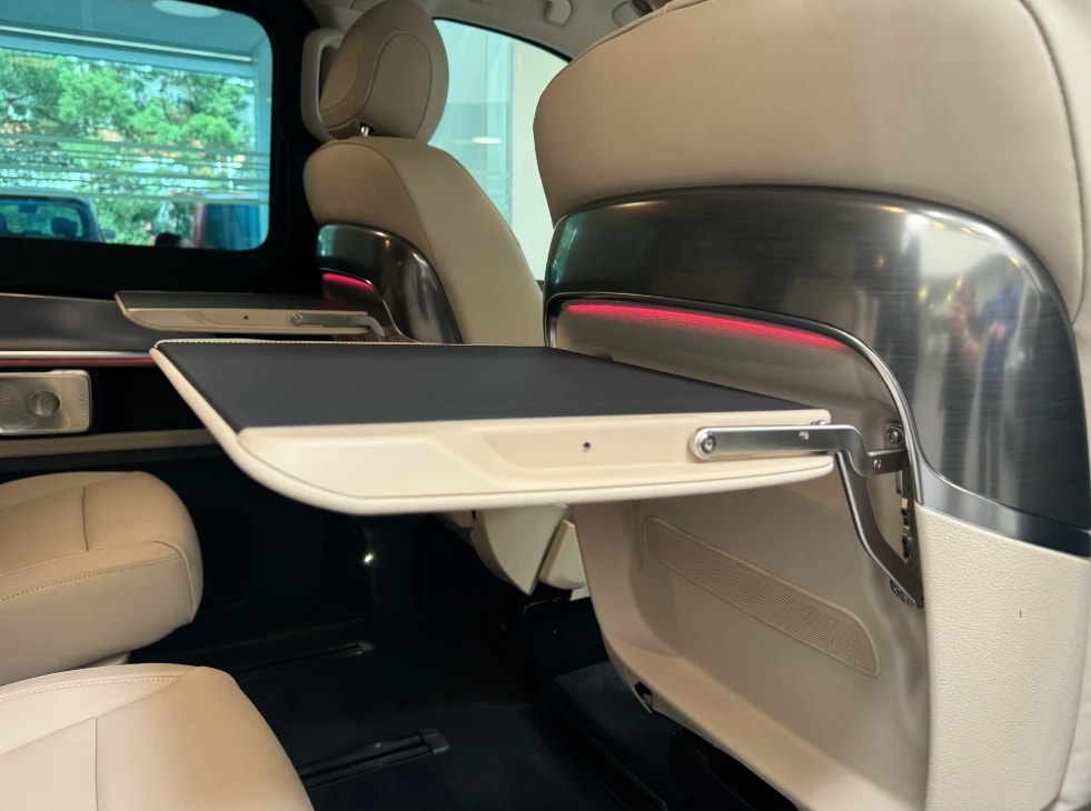 MERCEDES-BENZ V 300 d Extra-Lang 4matic Exclusive FALCON LOCARNO V.I.P-image-37