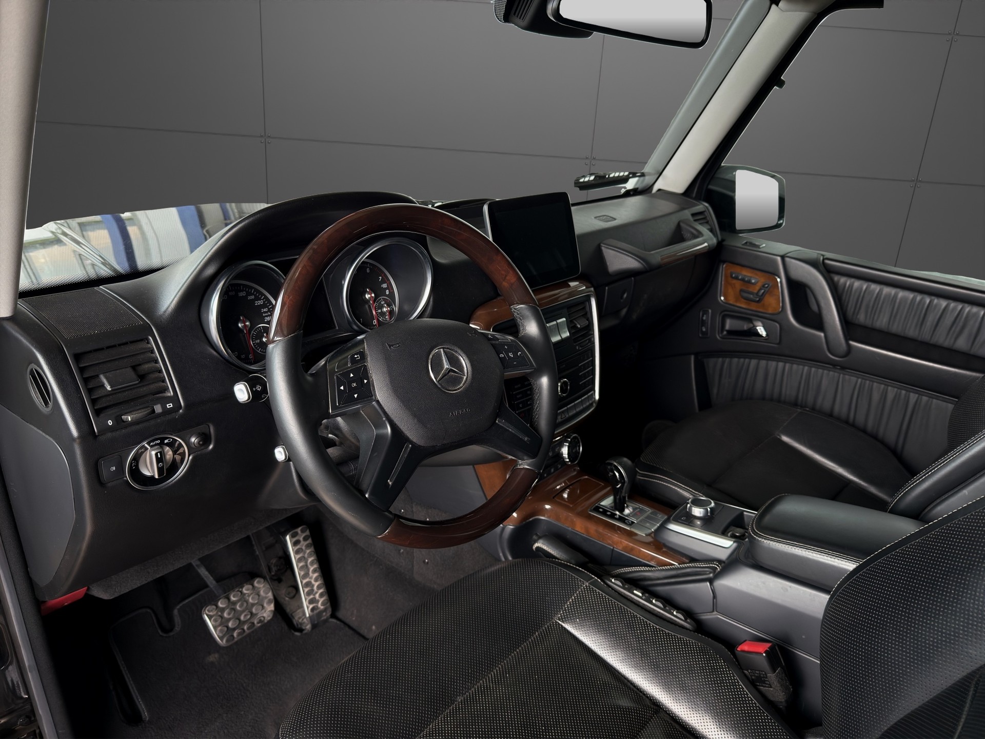 MERCEDES-BENZ G 500 7G-Tronic-image-7