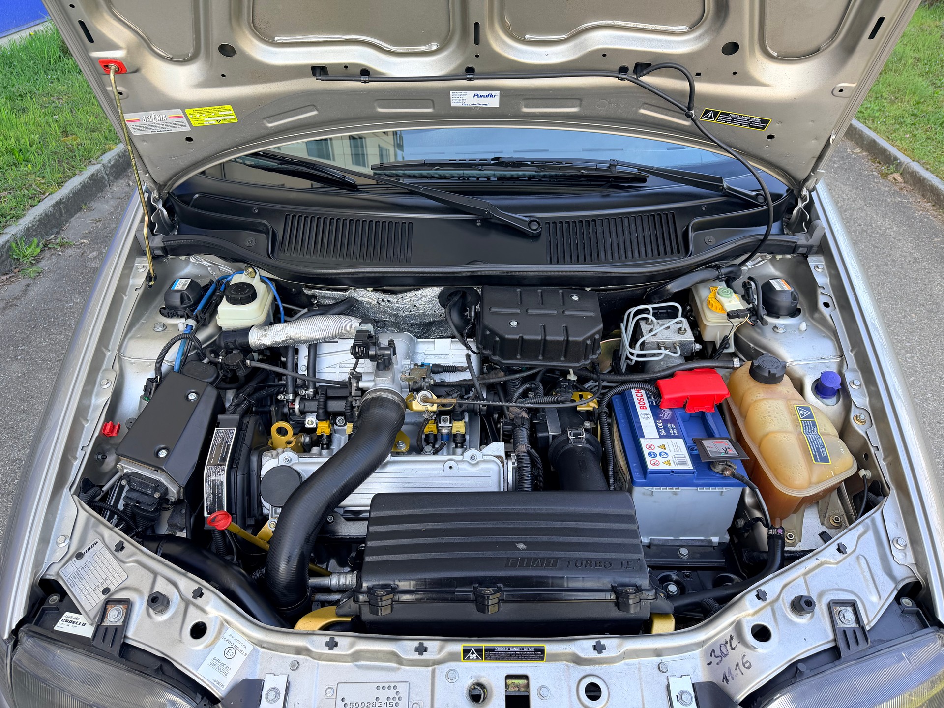 FIAT Punto GT-image-9