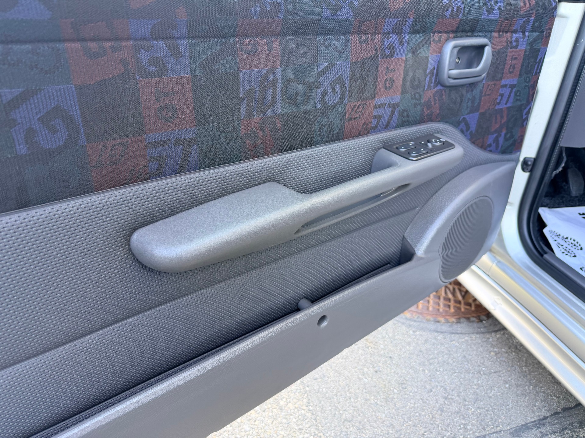 FIAT Punto GT-image-11