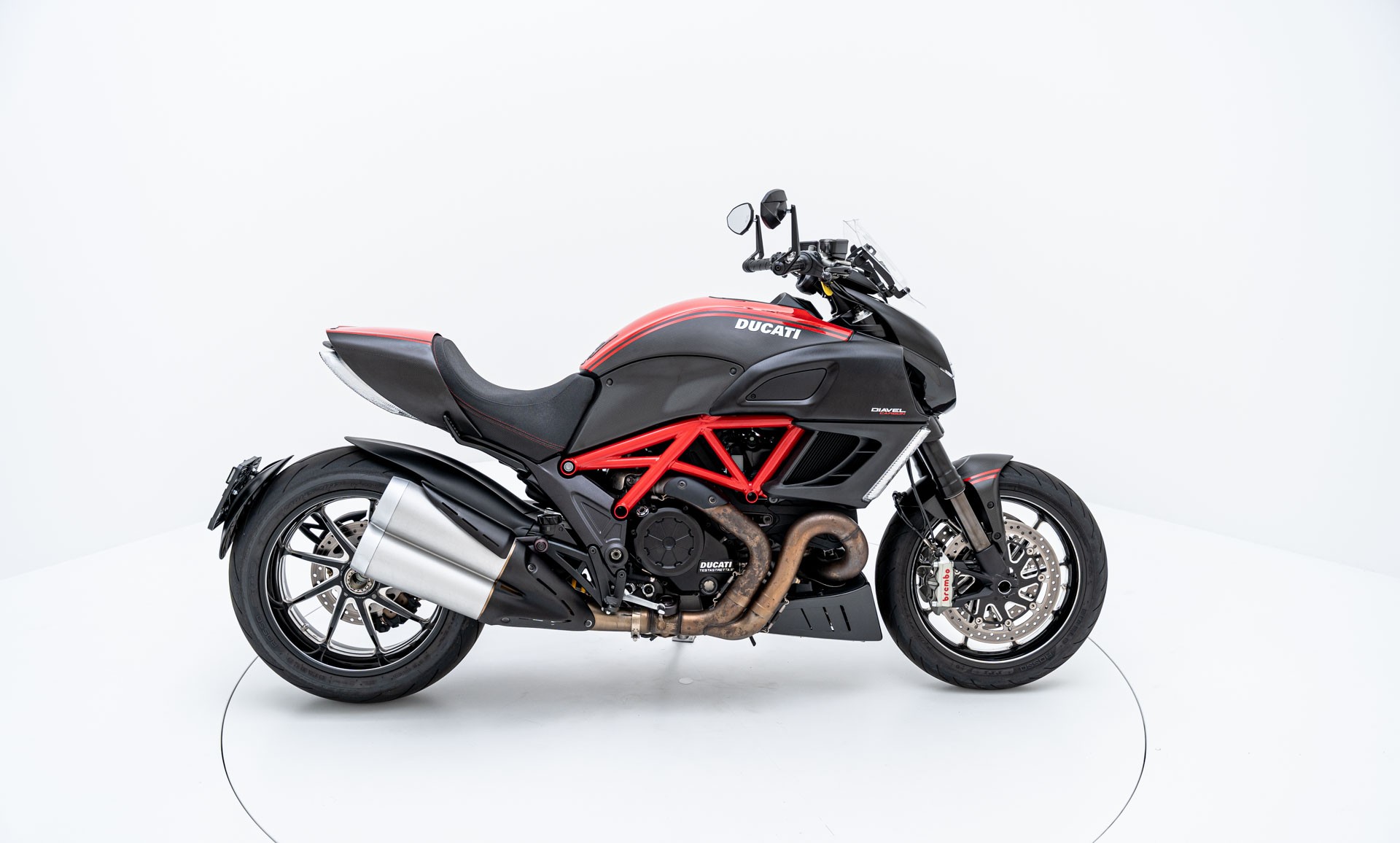 DUCATI Diavel 1200 Carbon