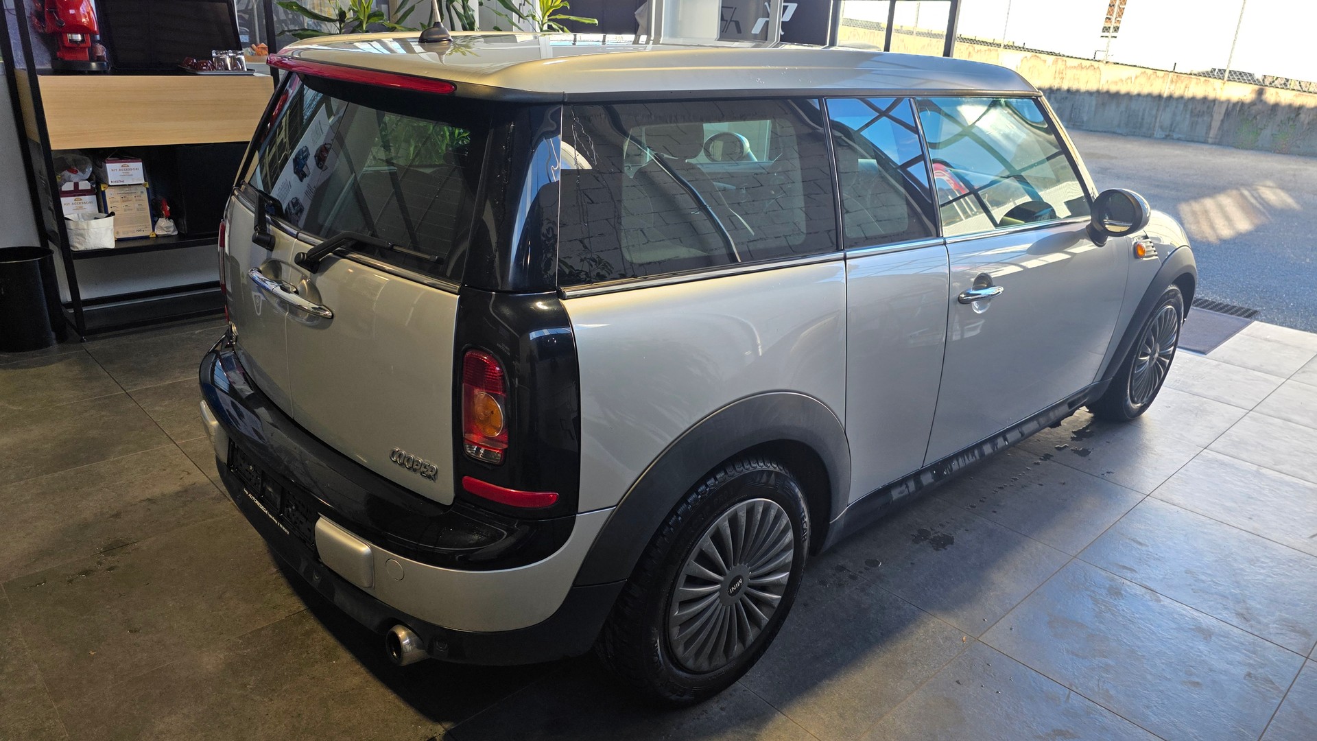 MINI Clubman Cooper-image-4