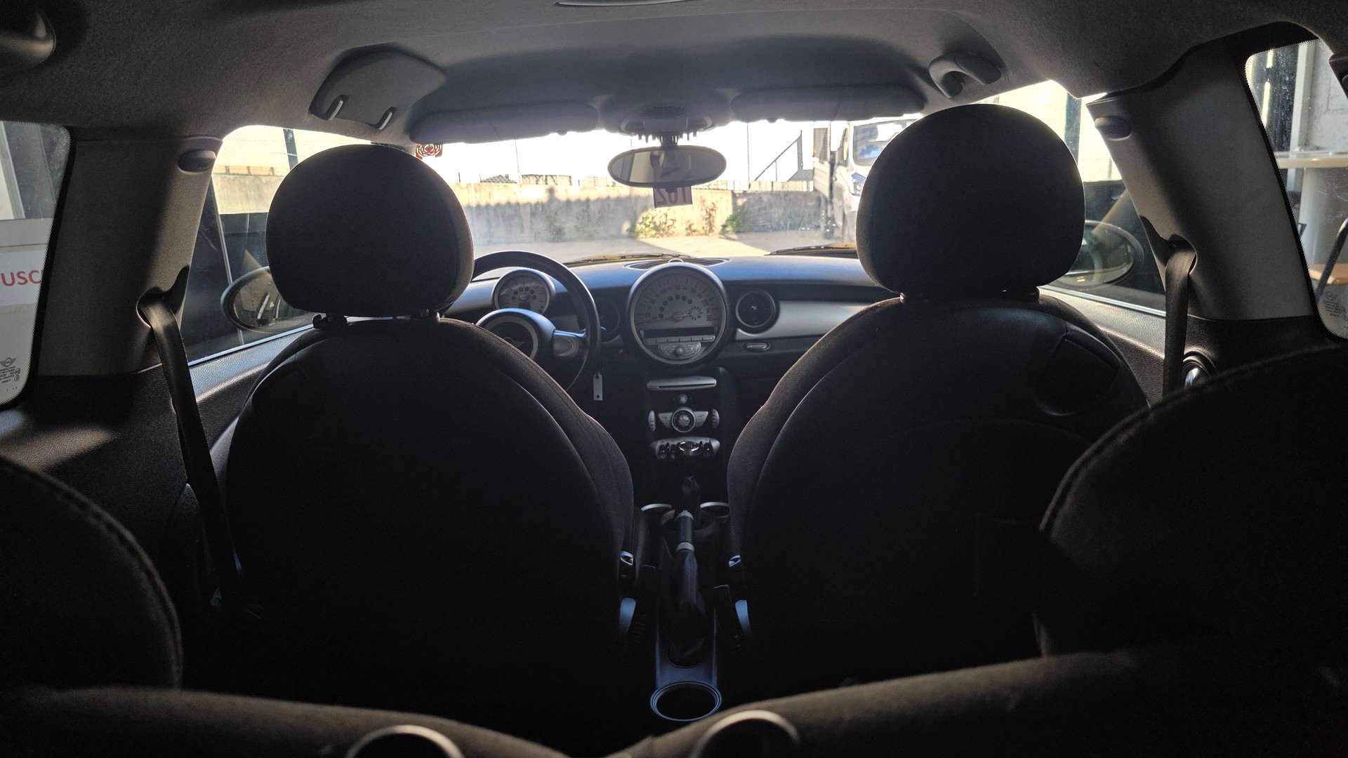 MINI Clubman Cooper-image-11