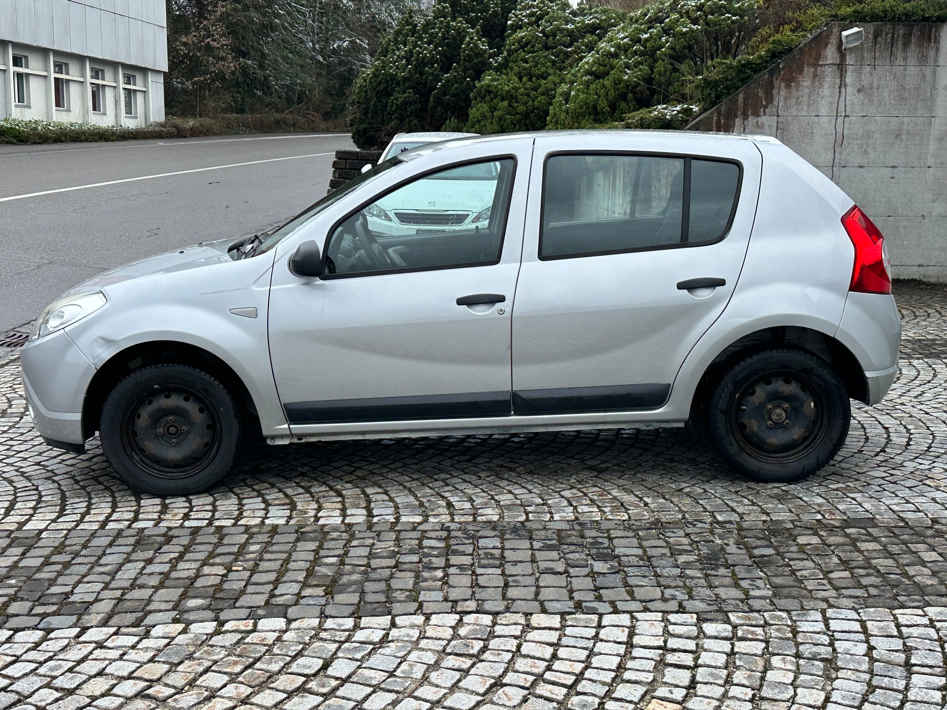 DACIA Sandero 1.2 Ambiance-image-3