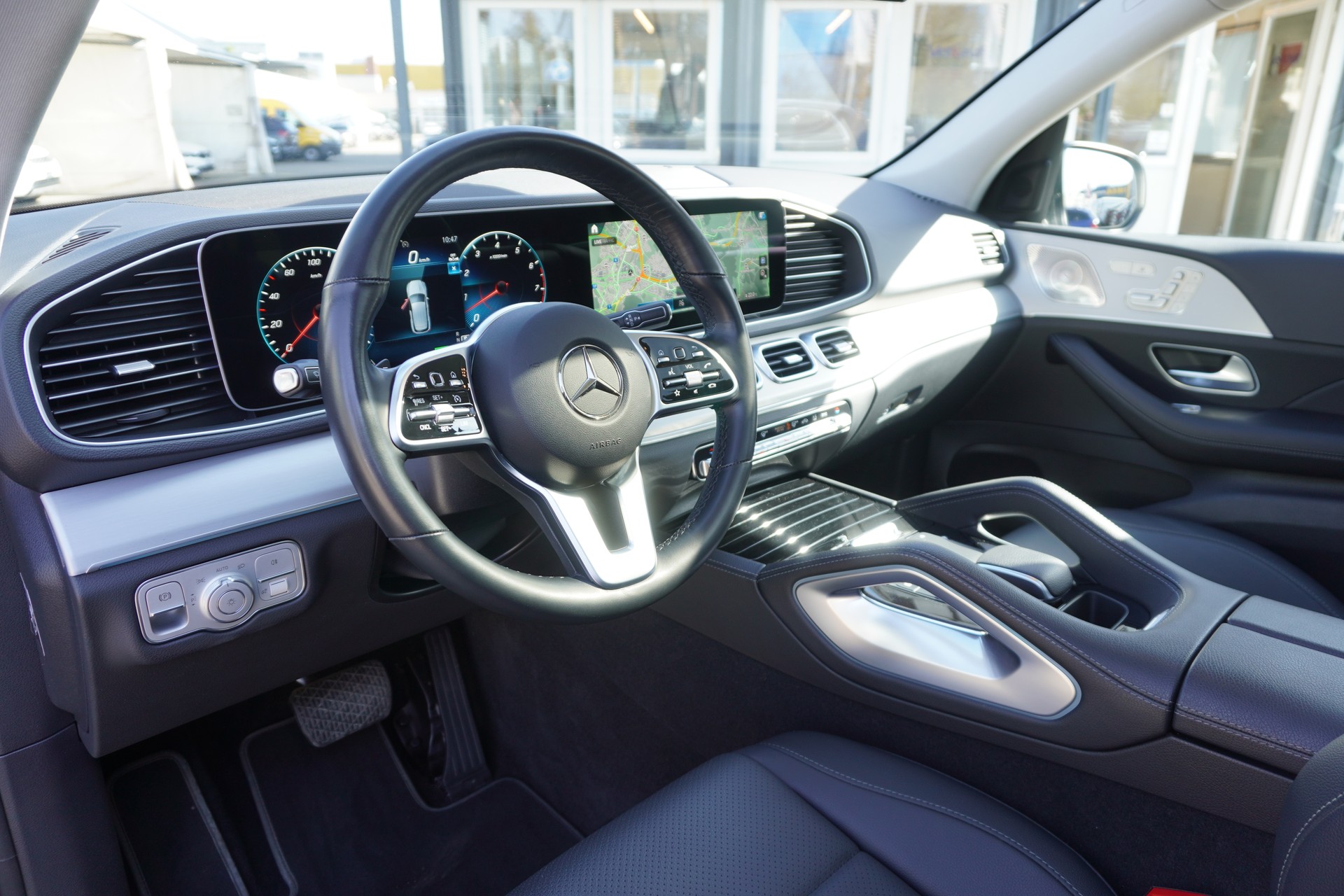 MERCEDES-BENZ GLE 450 4Matic 9G-Tronic 7-PLÄTZER!!!-image-16
