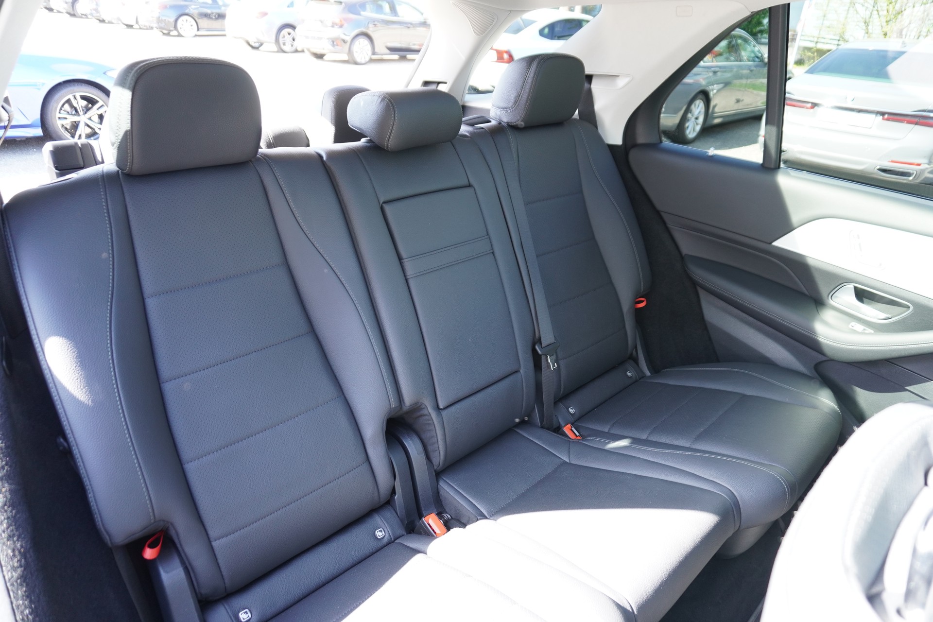 MERCEDES-BENZ GLE 450 4Matic 9G-Tronic 7-PLÄTZER!!!-image-13