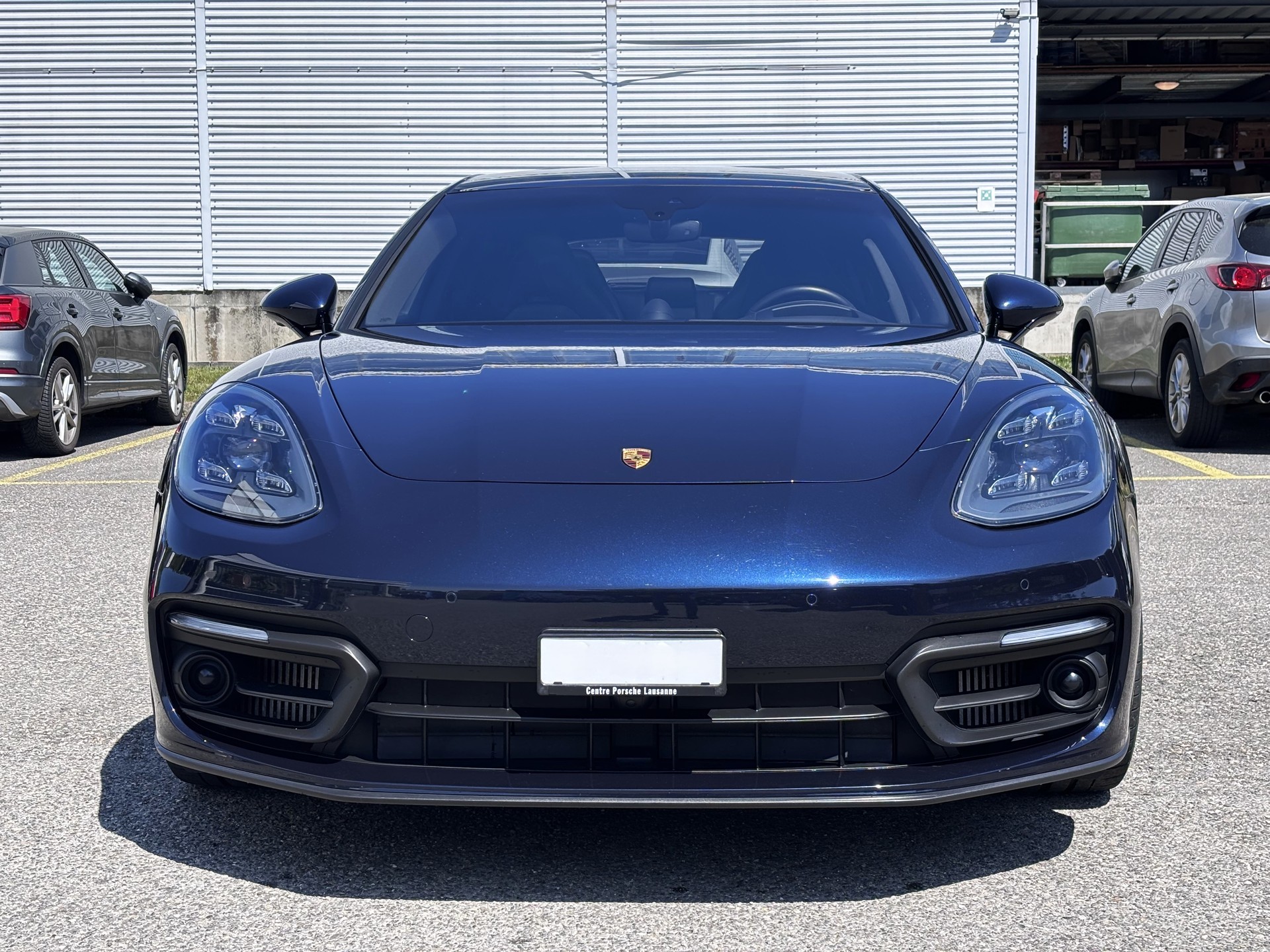 PORSCHE Panamera 4 E-Hybrid Sport Turismo Platinum Edition PDK-showroom-element-2