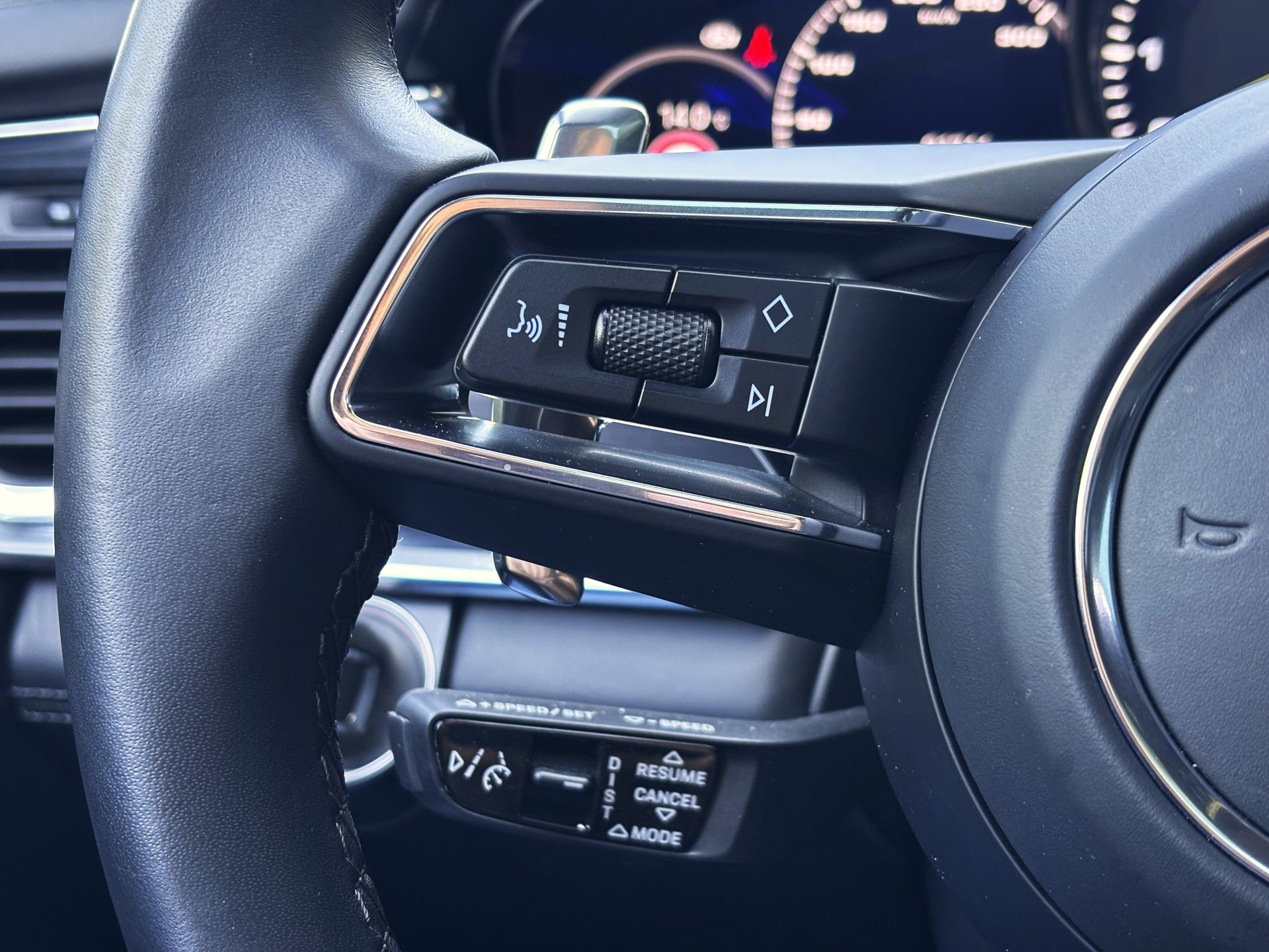 PORSCHE Panamera 4 E-Hybrid Sport Turismo Platinum Edition PDK-image-25