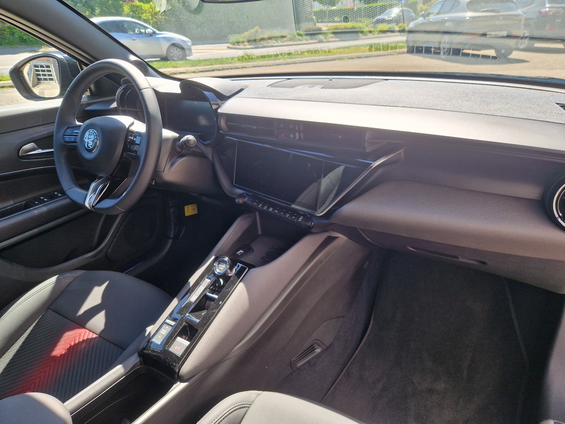 ALFA ROMEO Junior 1.2 48V Hybrid Speciale-image-8