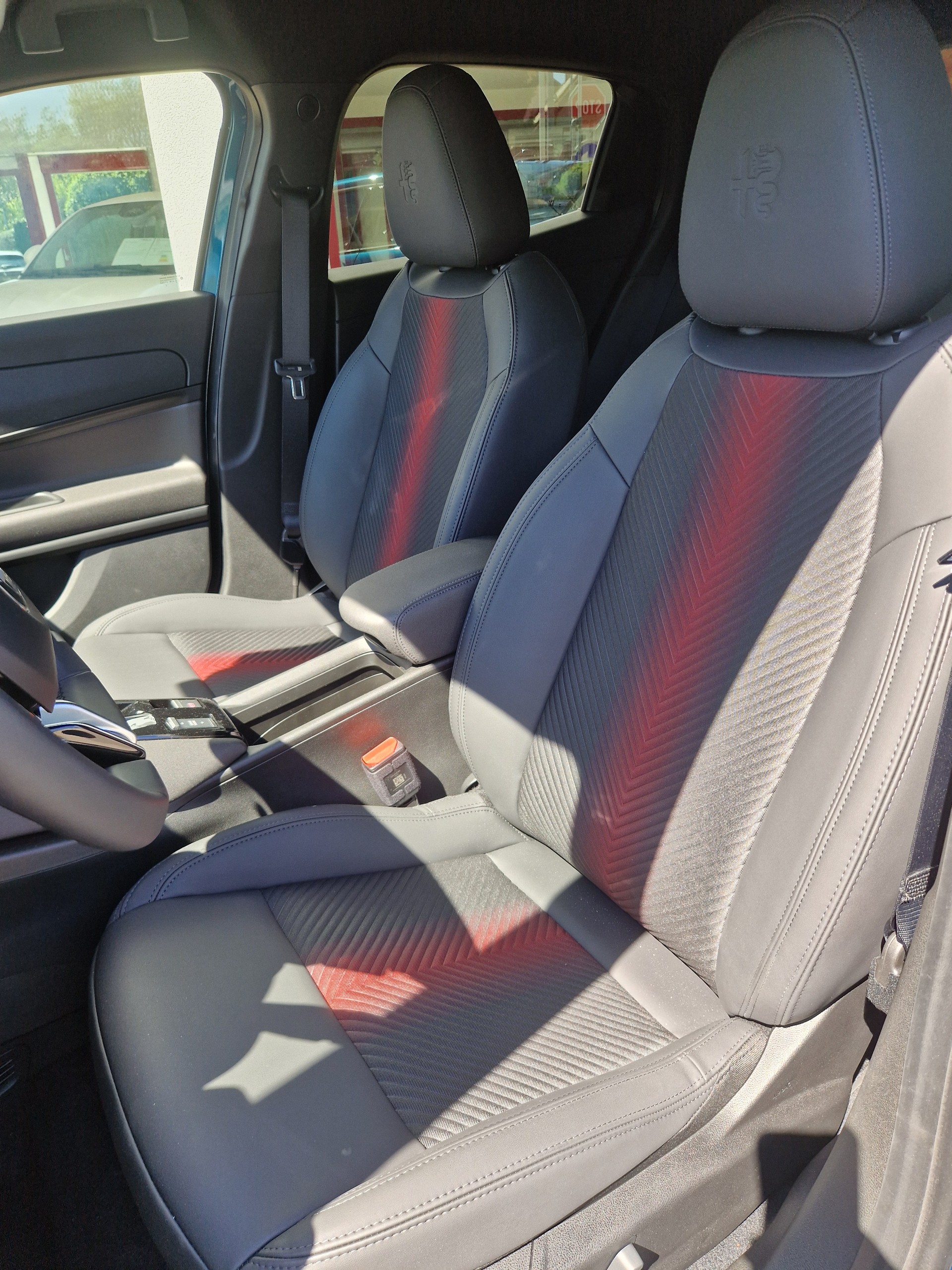 ALFA ROMEO Junior 1.2 48V Hybrid Speciale-image-5