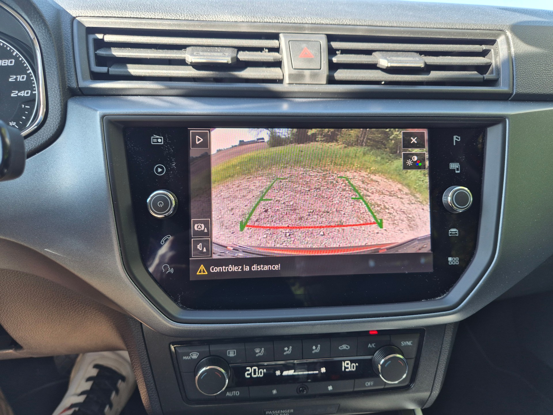 SEAT Arona 1.0 TSI Eco Xcellence DSG-image-16