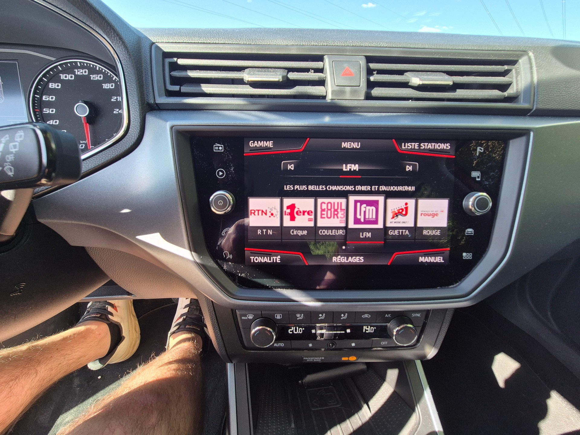SEAT Arona 1.0 TSI Eco Xcellence DSG-image-18