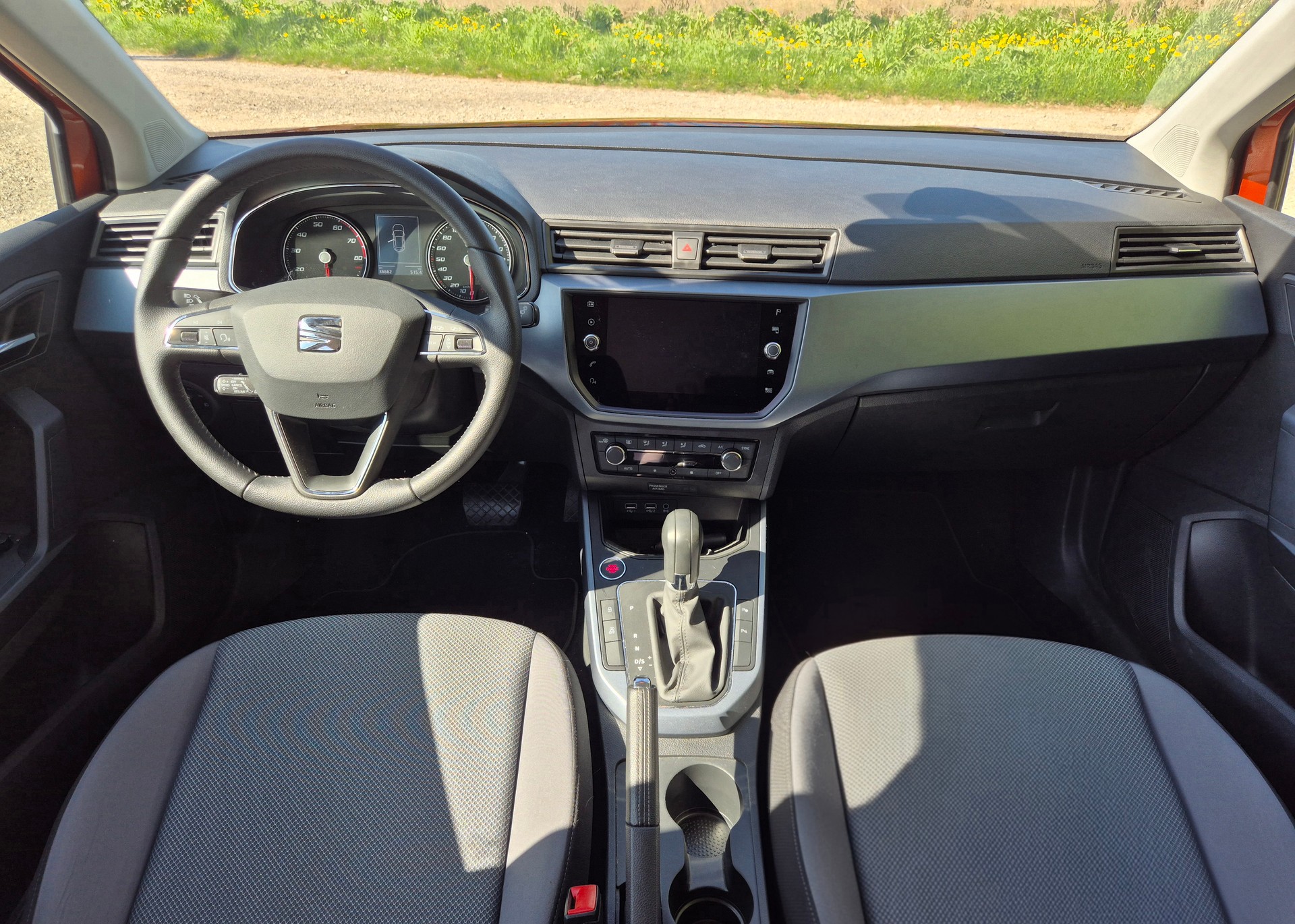 SEAT Arona 1.0 TSI Eco Xcellence DSG-image-13