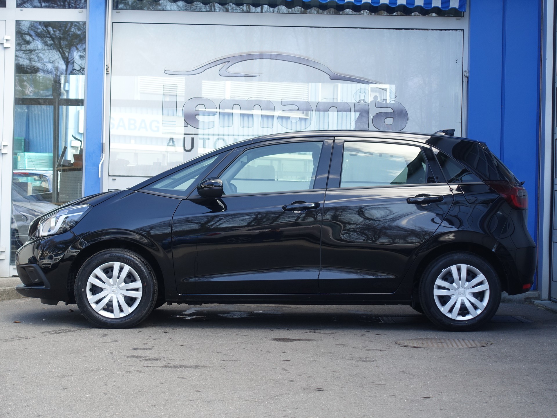 HONDA Jazz 1.5i-MMD Executive E-CVT-image-6