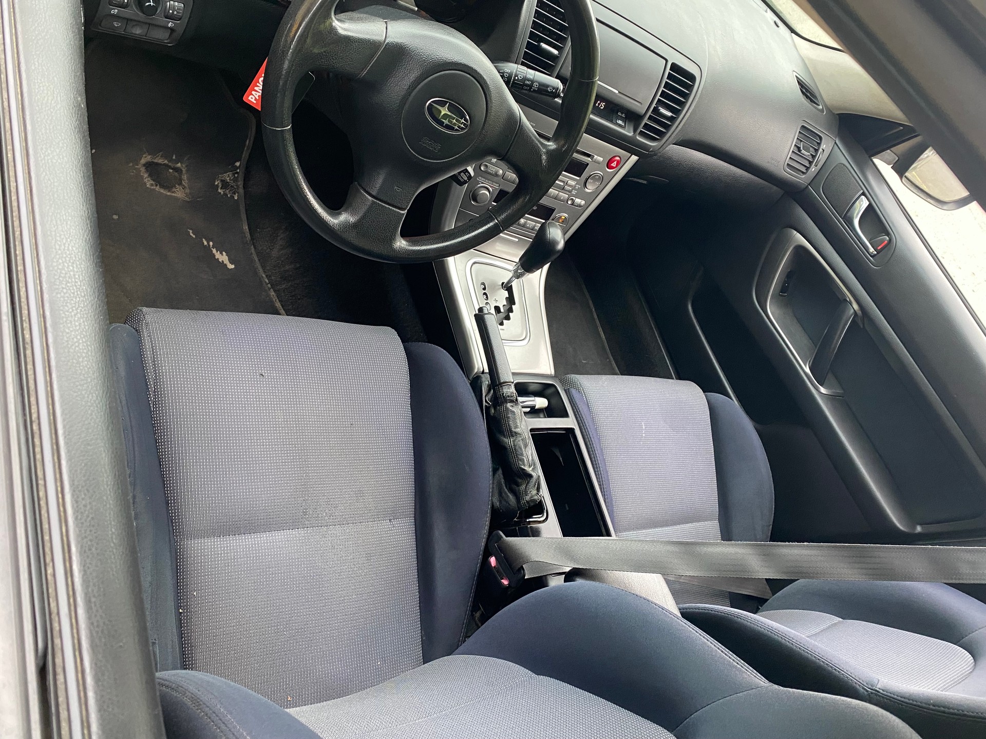 SUBARU LEGACY-image-4