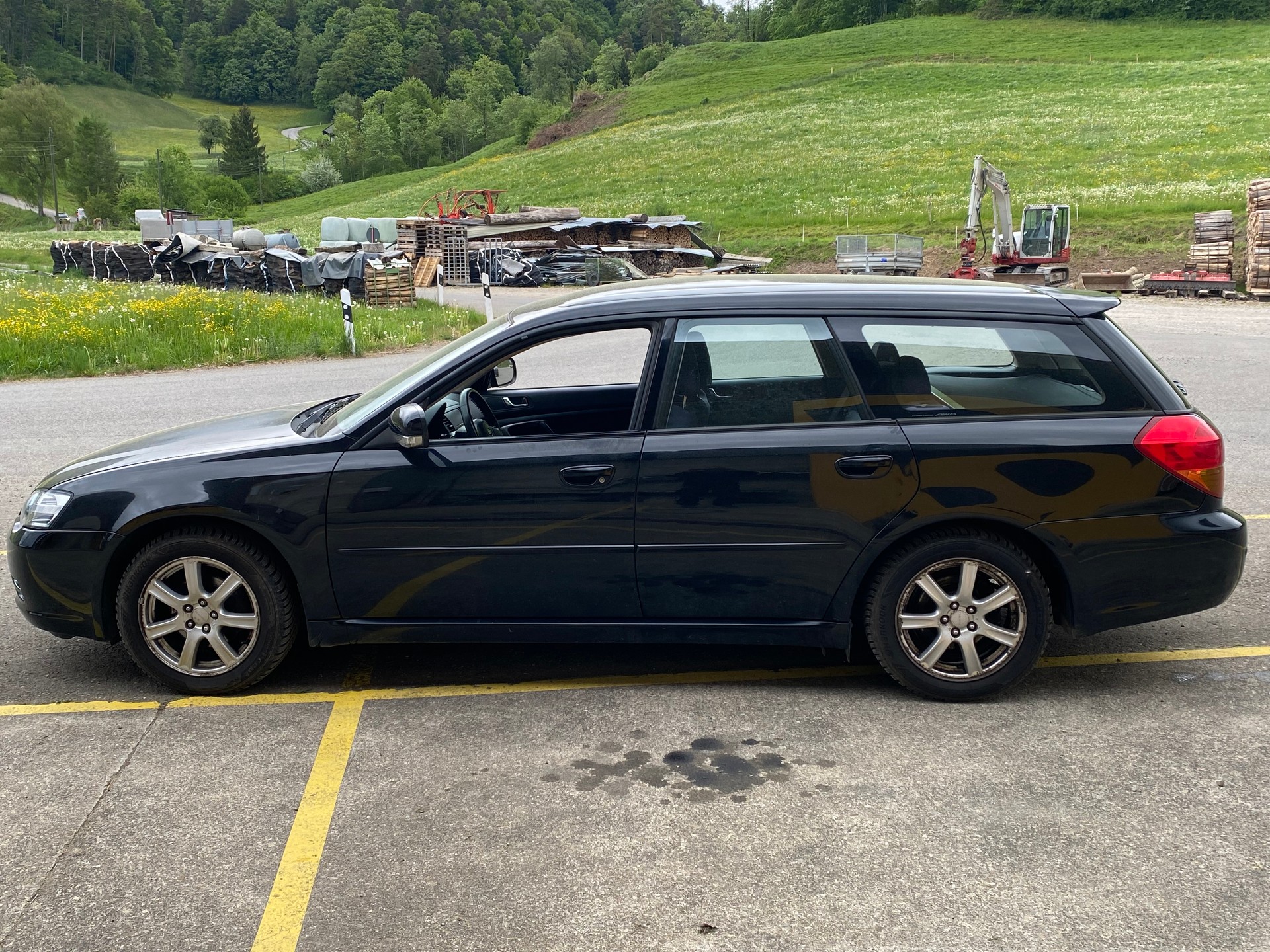 SUBARU LEGACY-image-2
