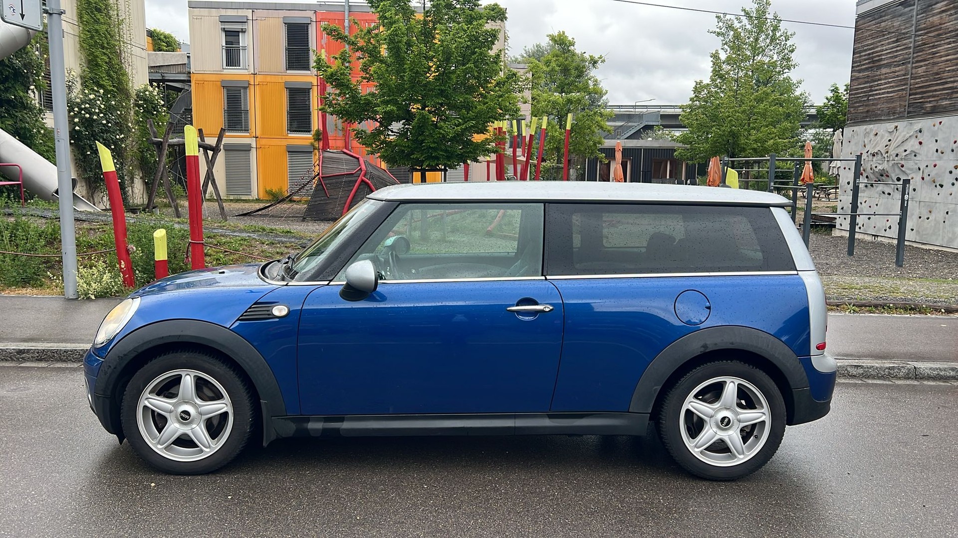 MINI CLUBMAN-showroom-element-3