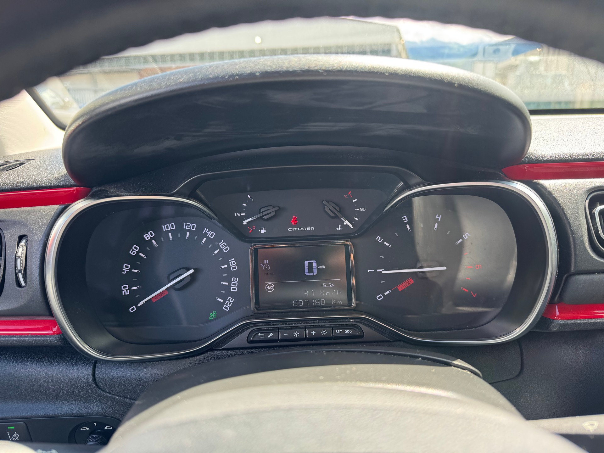 CITROEN C3 1.2i PureTech Shine-image-11