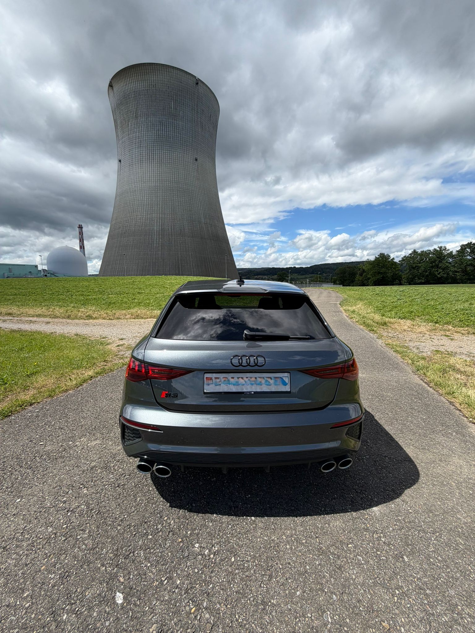 AUDI S3 Sportback 2.0 TFSI quattro S-tronic-image-5