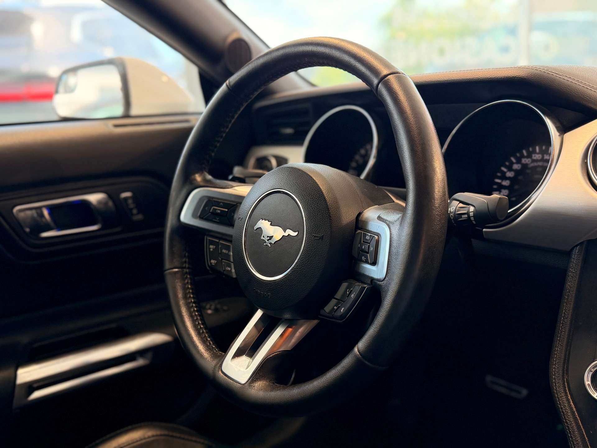 FORD Mustang Fastback 5.0 V8 GT Automat-image-20