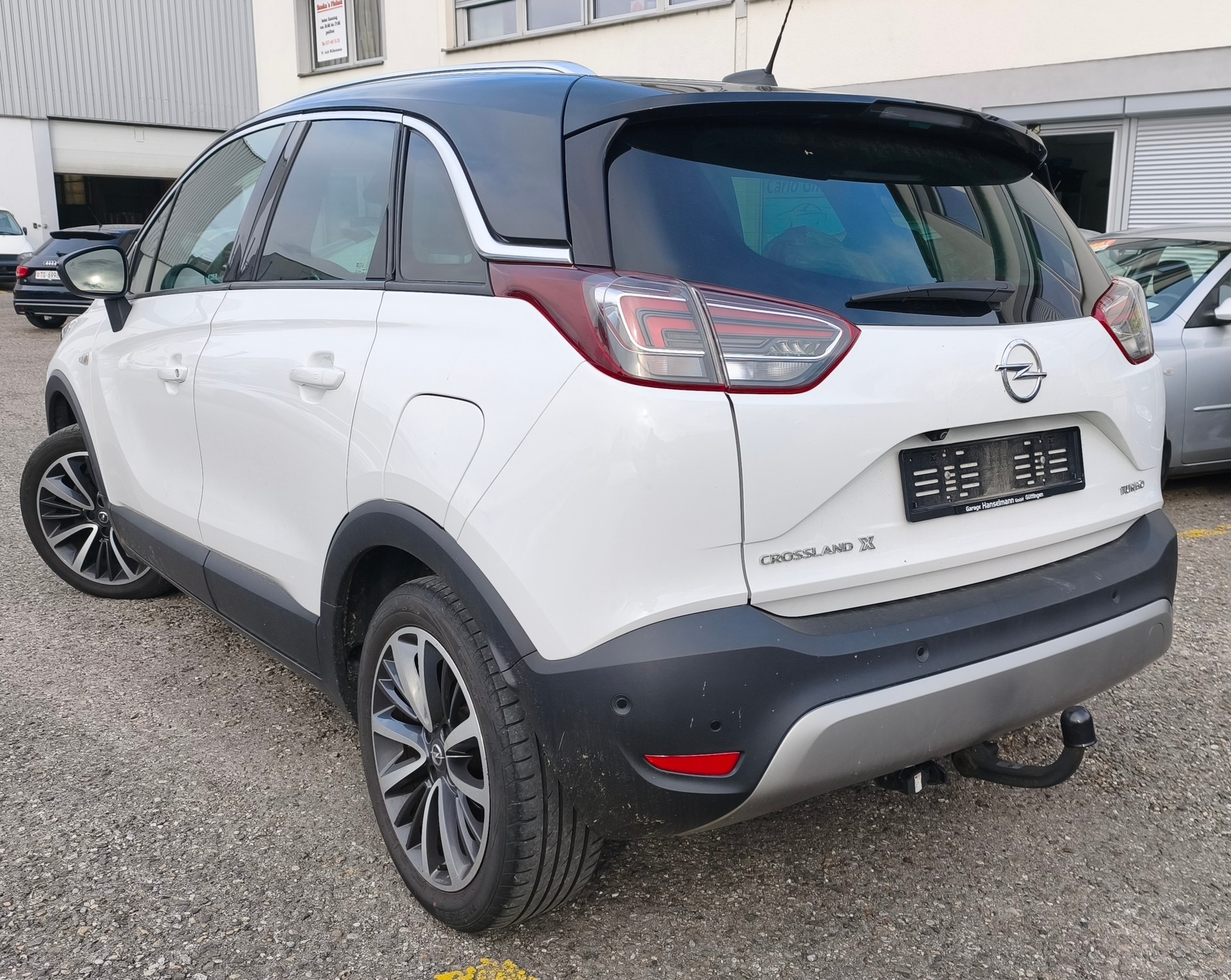 OPEL Crossland X 1.2i TP Ultimate Automatik-showroom-element-3