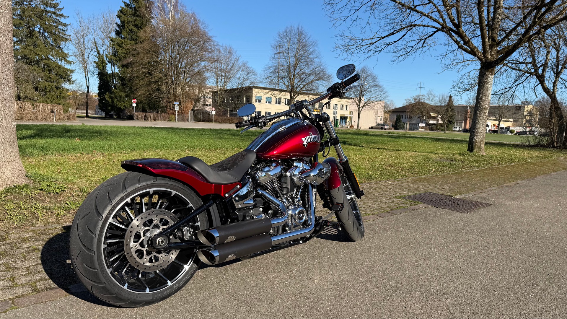 HARLEY-DAVIDSON FXBR Breakout 117-image-0
