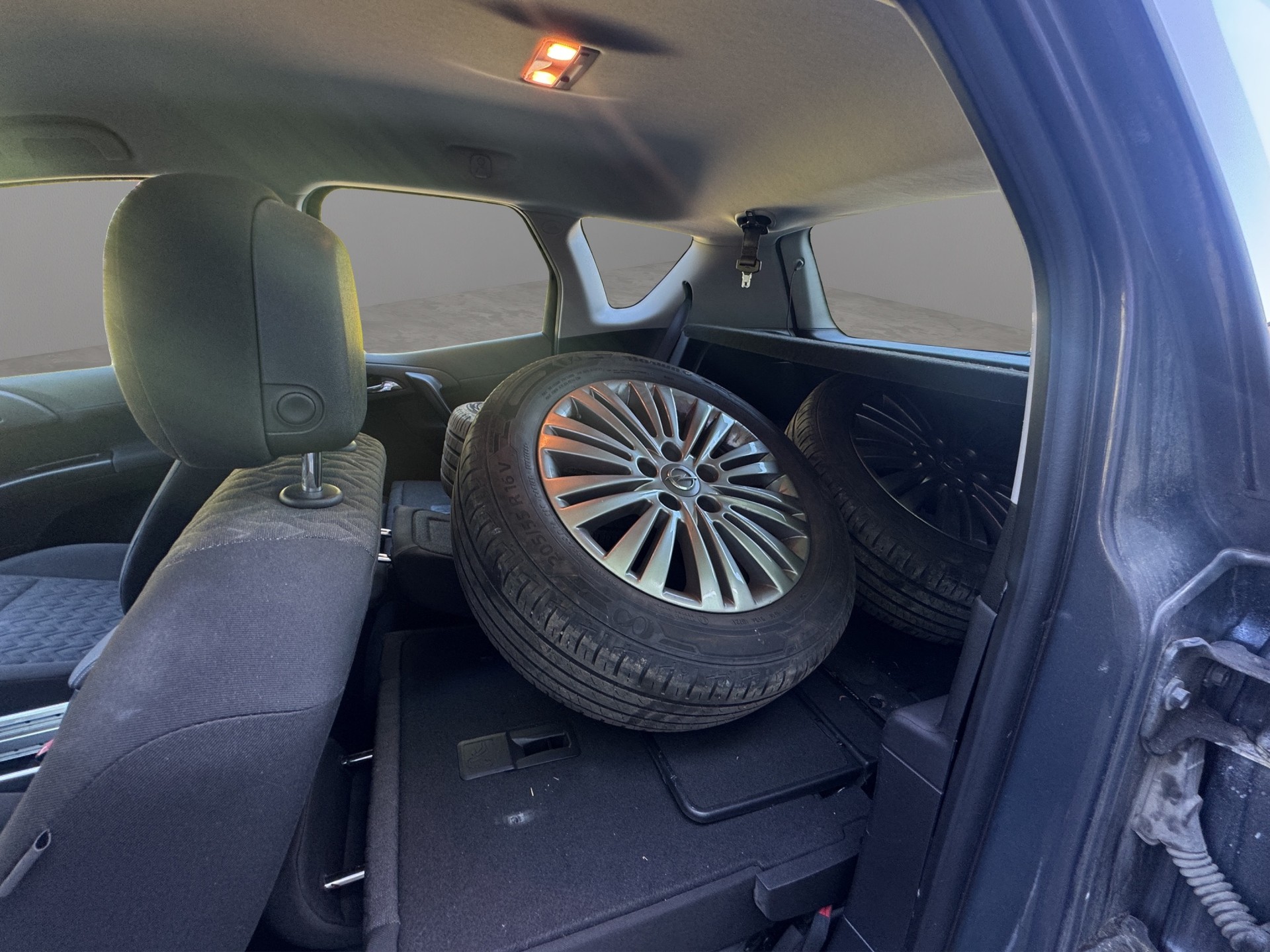 OPEL Meriva 1.4 Turbo Drive-image-11