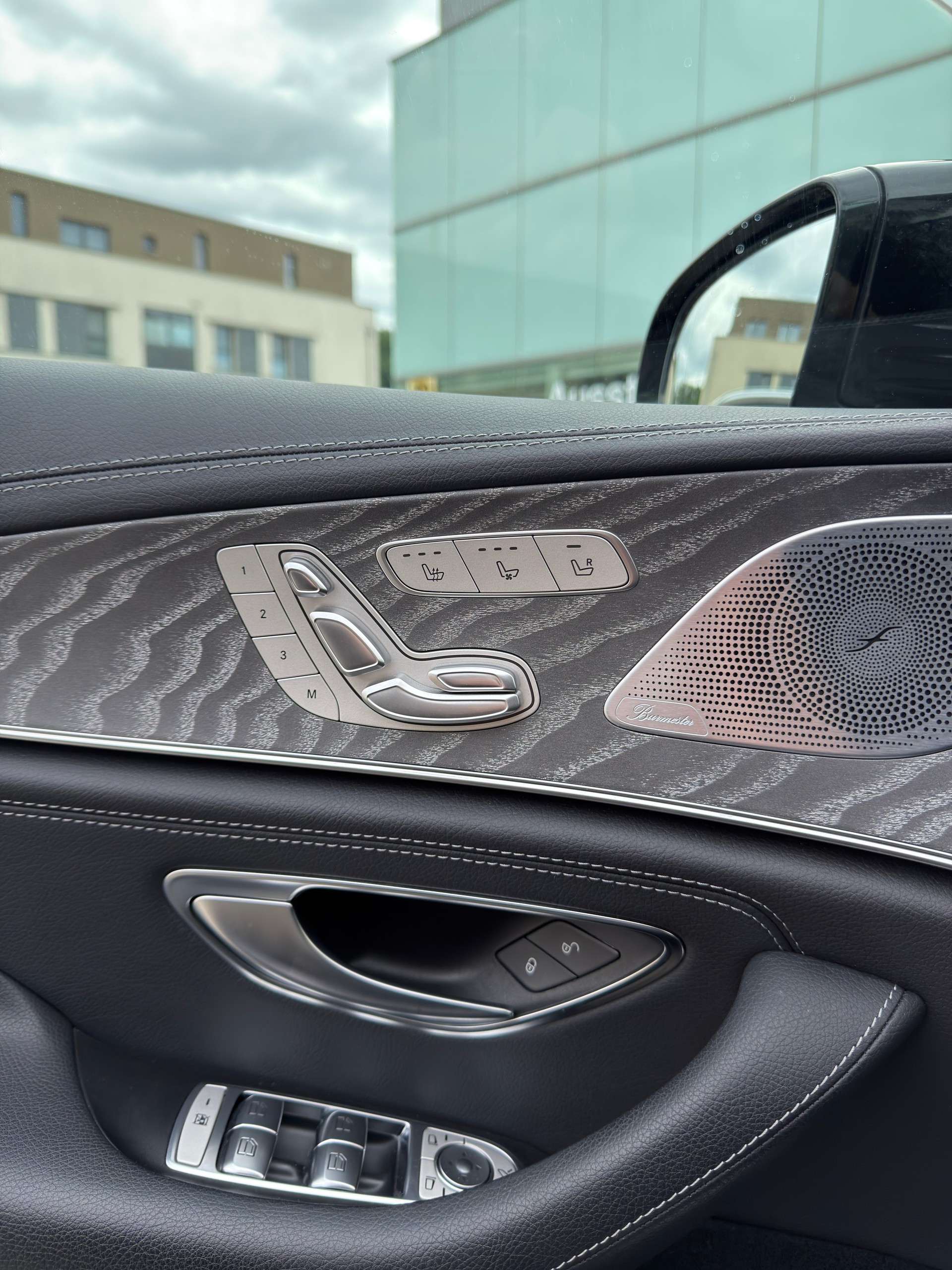 MERCEDES-BENZ CLS 450 AMG Line 4matic-image-8