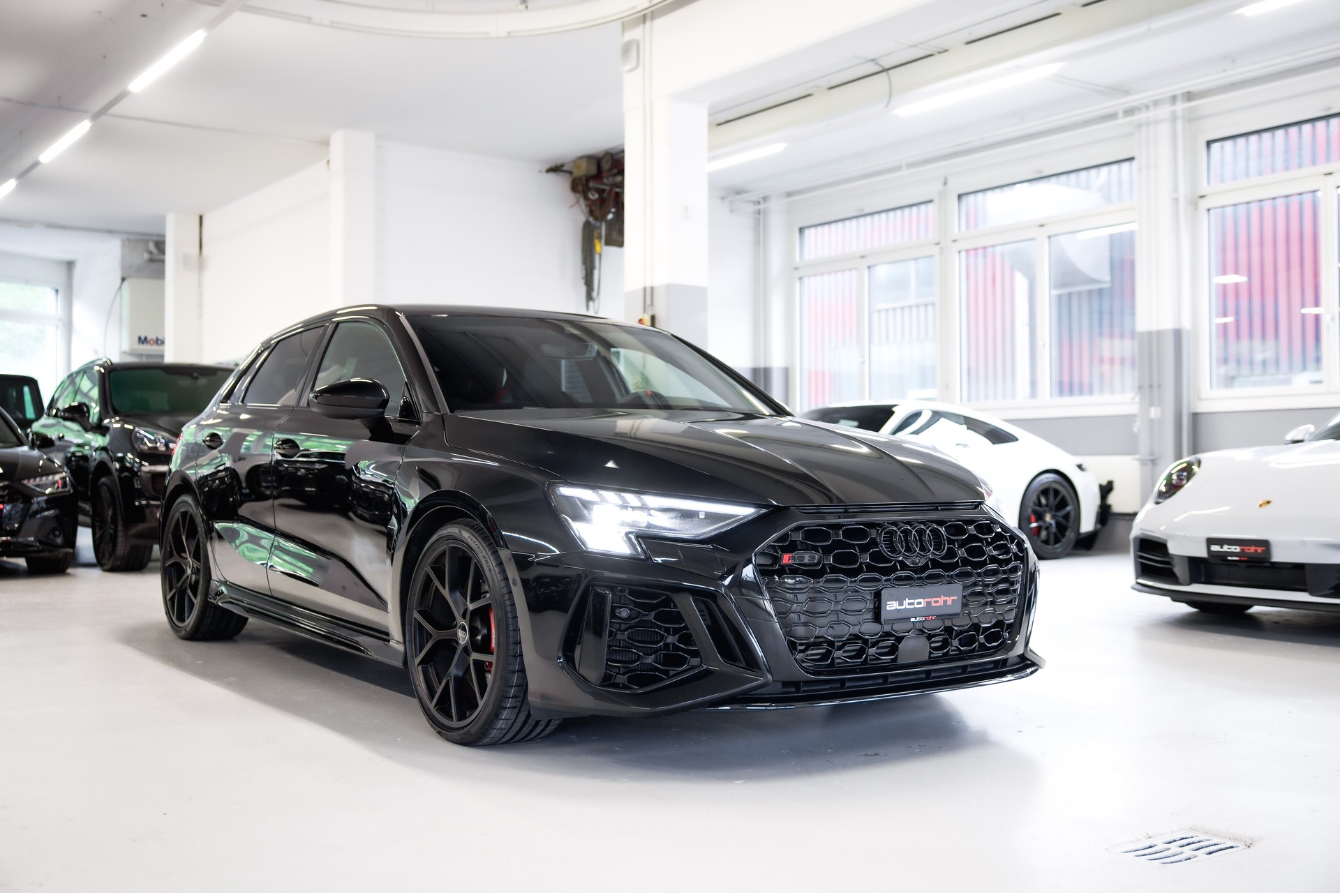 AUDI RS3 Sportback 2.5 TSI quattro S-tronic-showroom-element-2