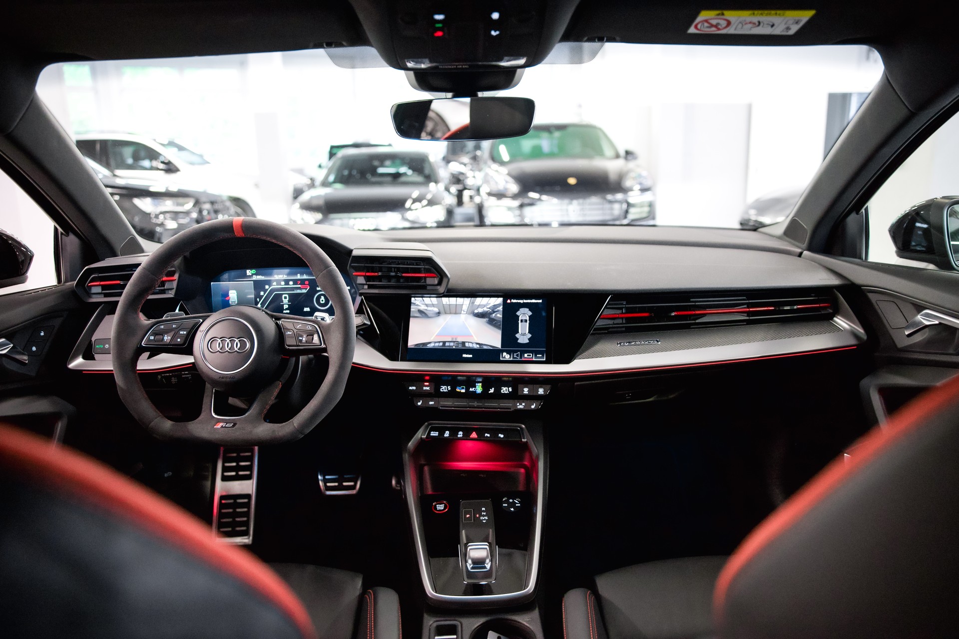 AUDI RS3 Sportback 2.5 TSI quattro S-tronic-image-16