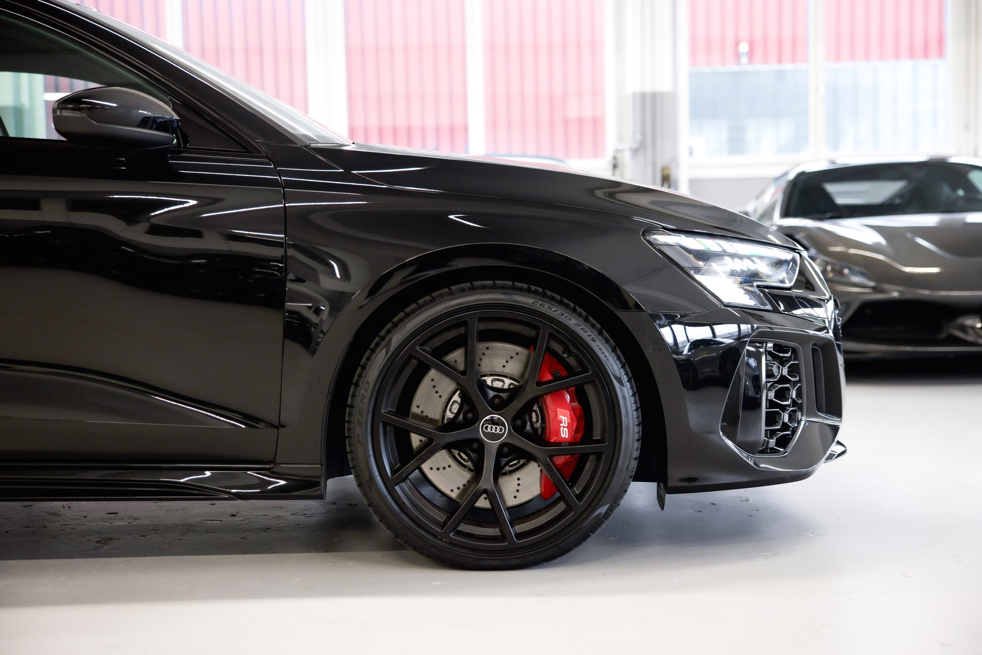 AUDI RS3 Sportback 2.5 TSI quattro S-tronic-image-8