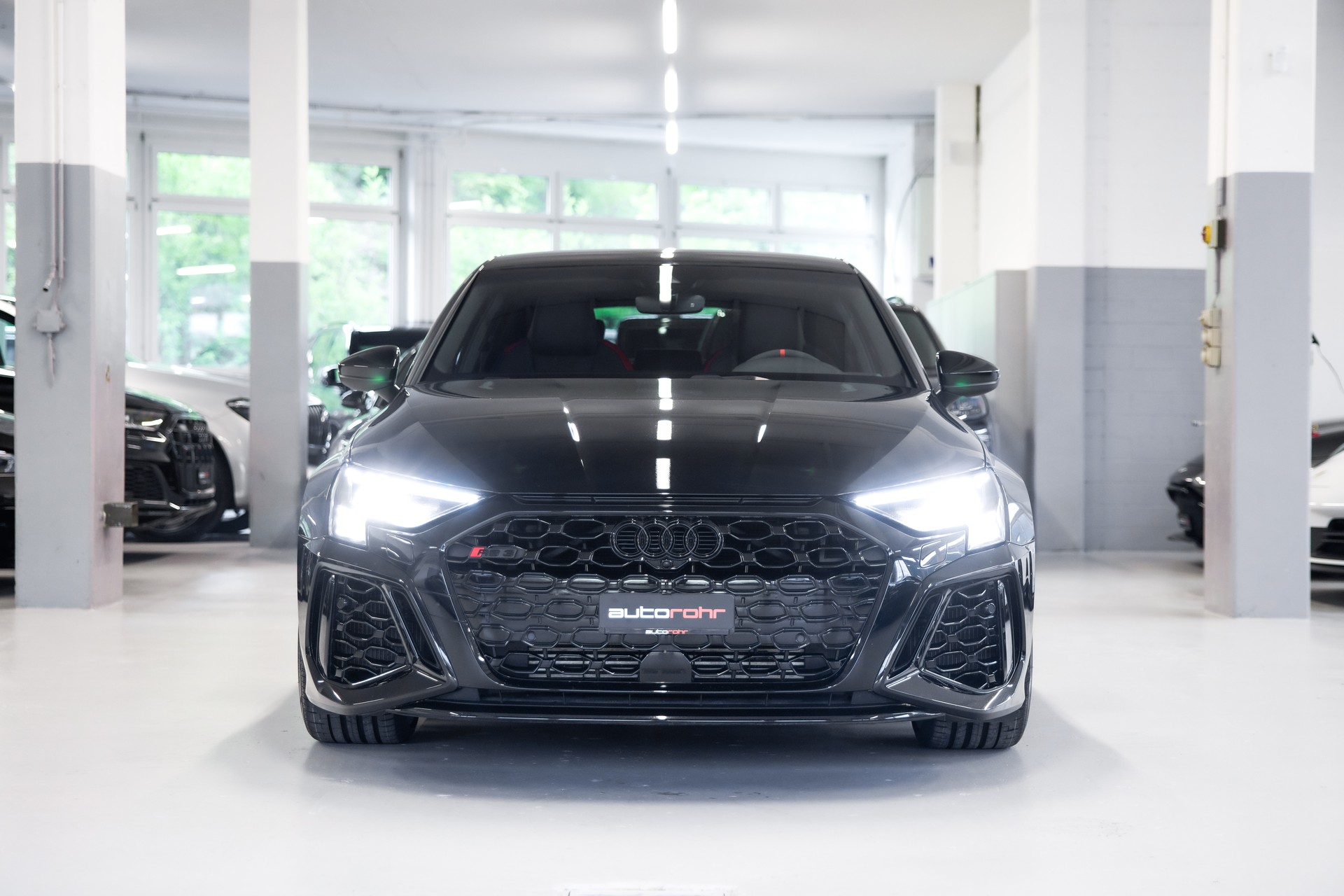 AUDI RS3 Sportback 2.5 TSI quattro S-tronic-showroom-element-1