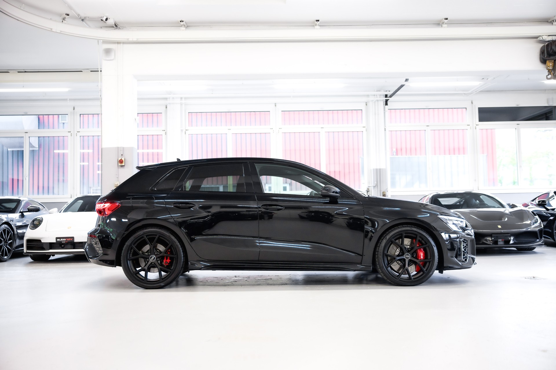 AUDI RS3 Sportback 2.5 TSI quattro S-tronic-showroom-element-3