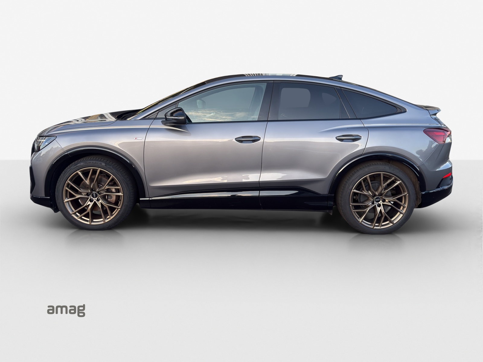 AUDI Q4 Sportback e-tron 50 quattro-showroom-element-1